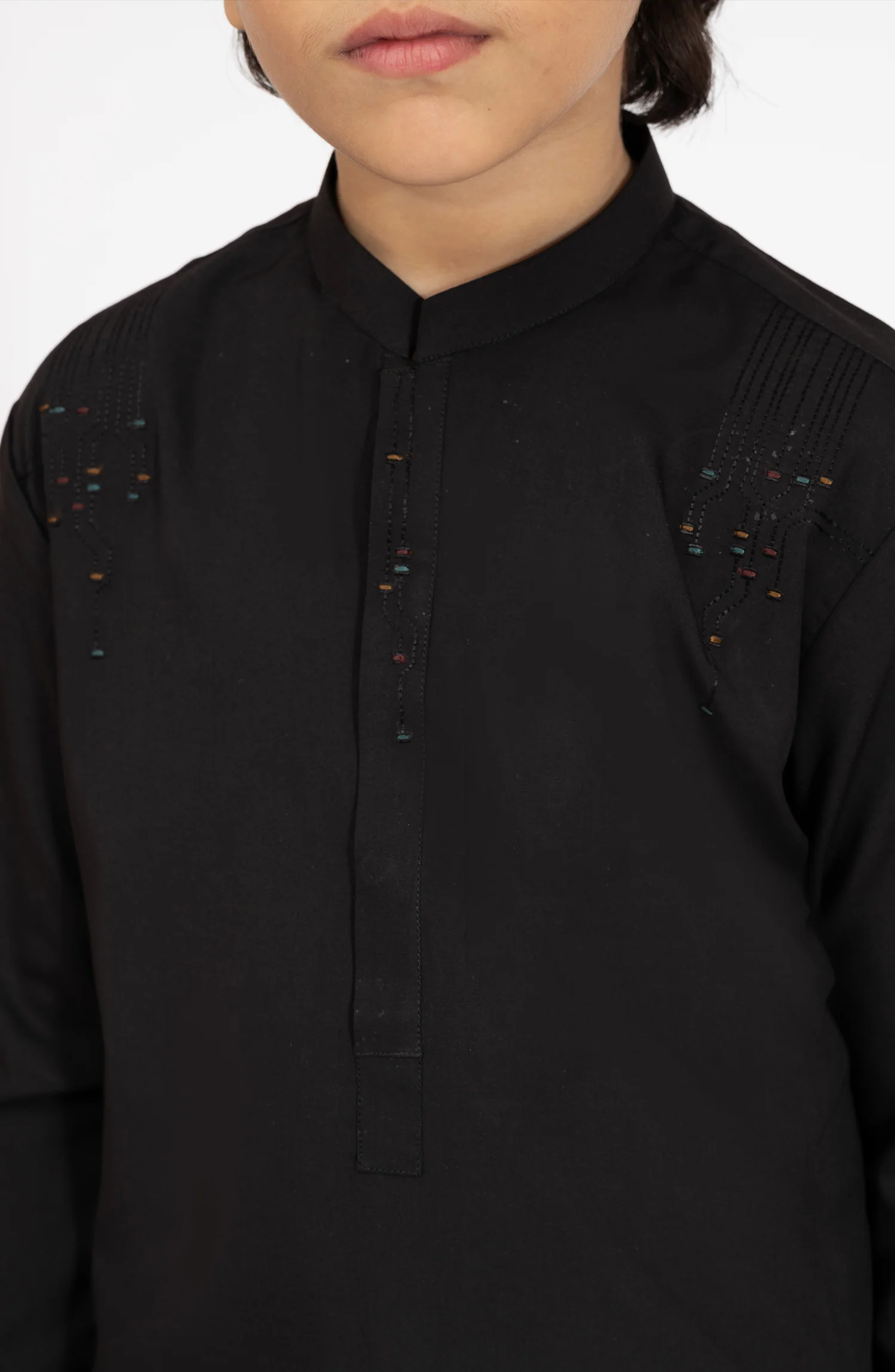 BLACK EMBROIDERED BLENDED KAMEEZ SHALWAR - Image 3