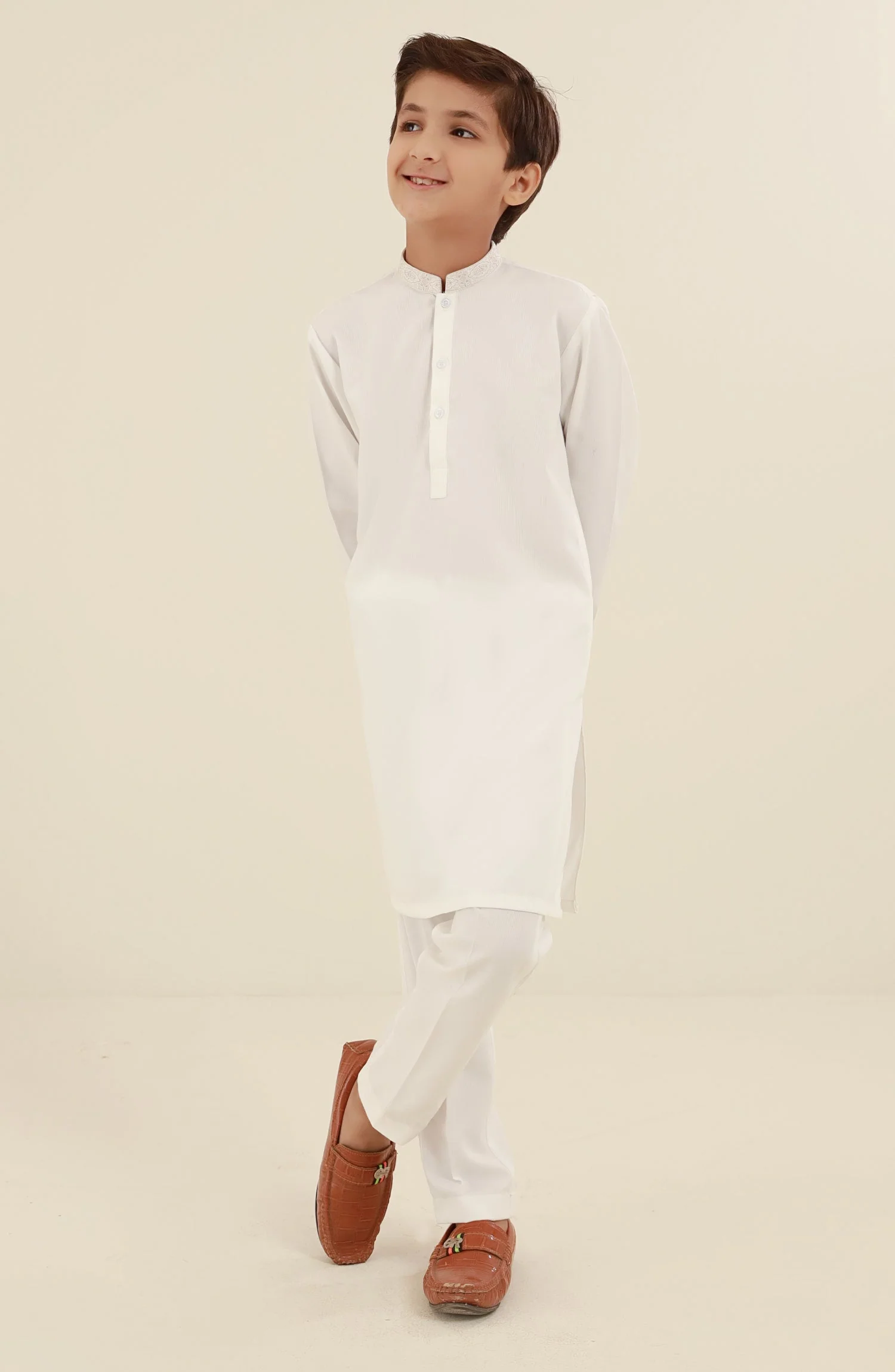 BOYS CASUAL KURTA PAJAMA OFF WHITE - Image 2