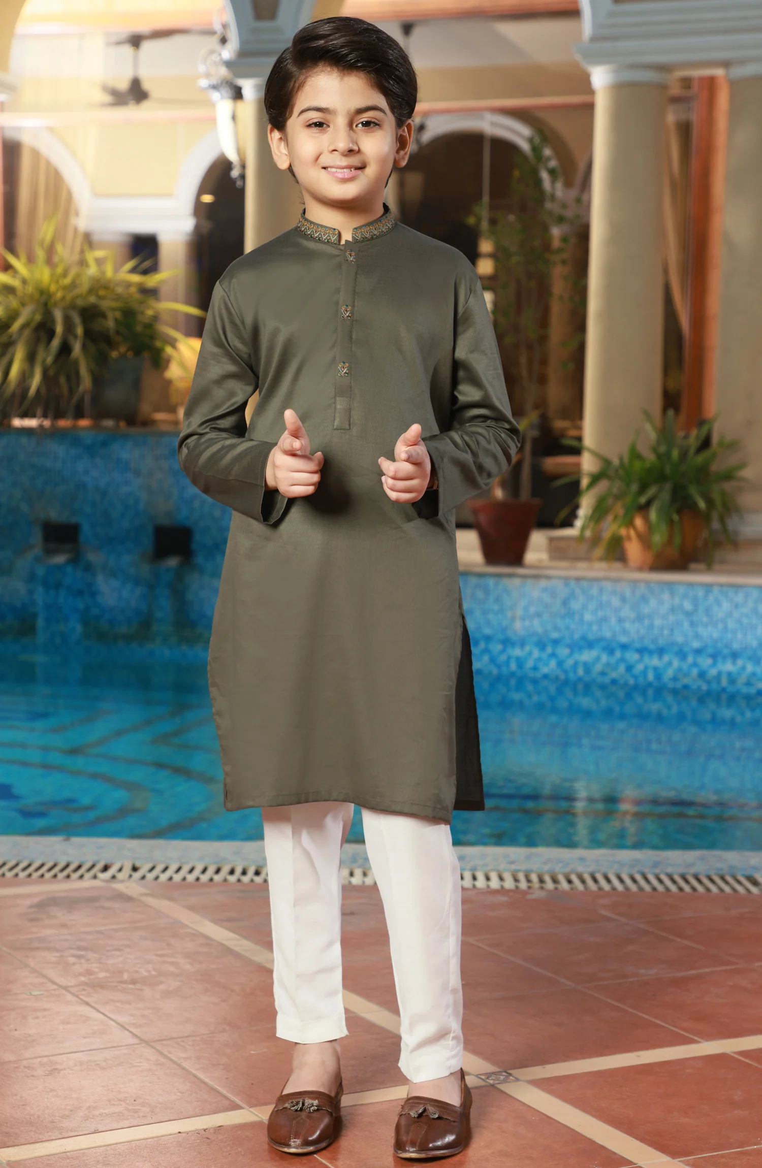 BOYS KURTA MEHENDI GREEN - Image 3