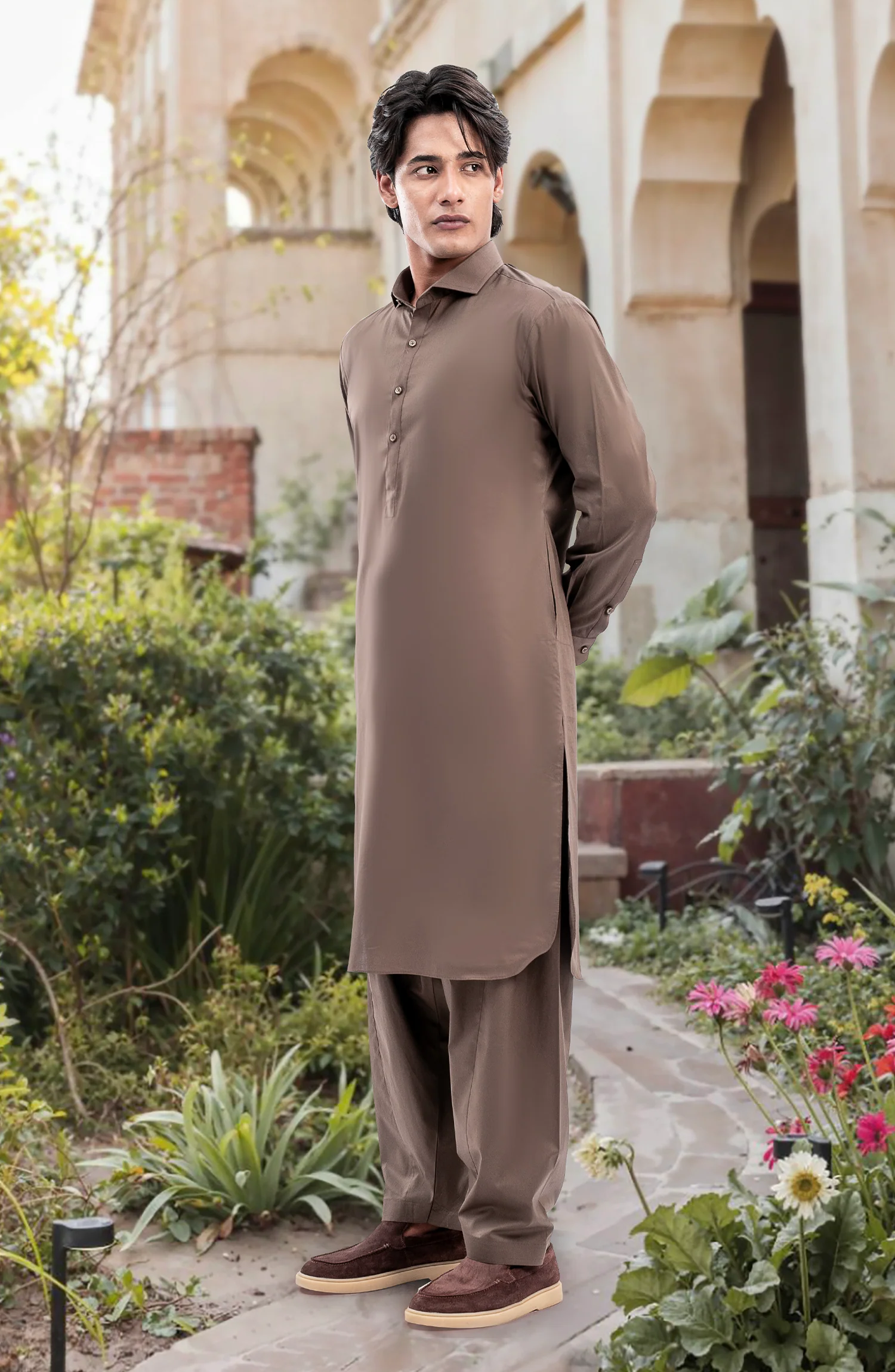 BRONZE KAMEEZ SHALWAR - Image 5