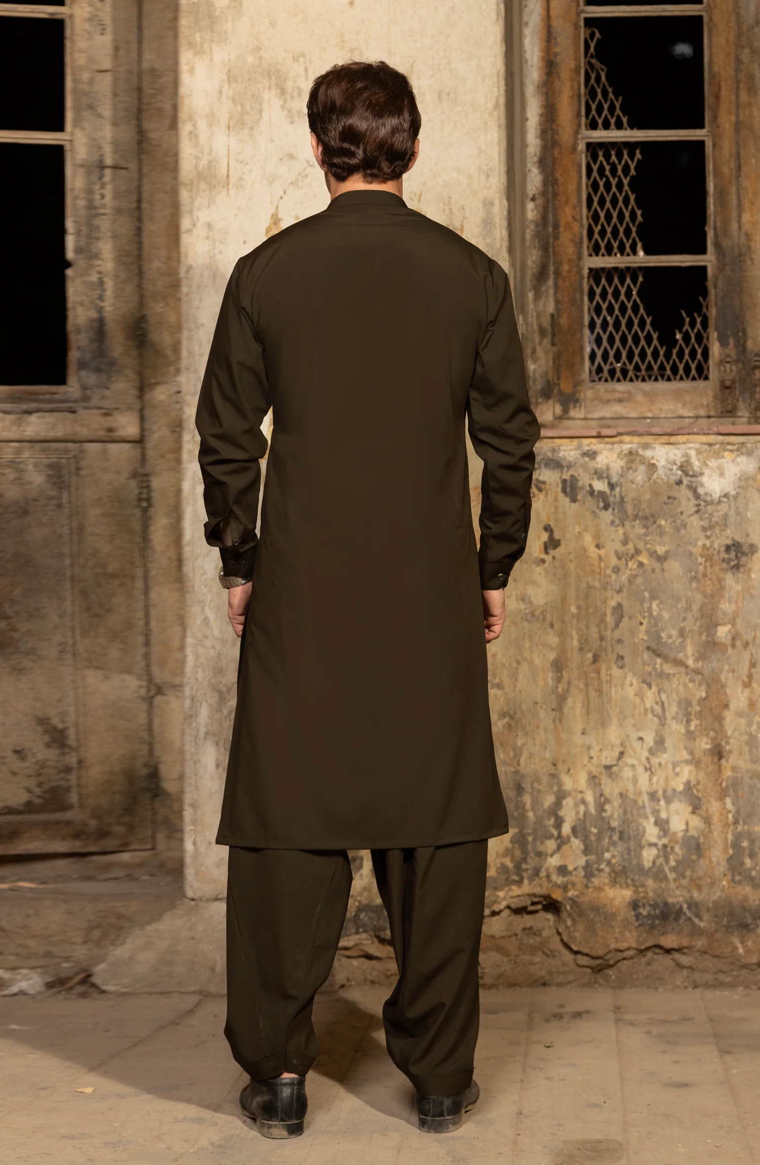 BROWN BLENDED KAMEEZ SHALWAR - Image 3