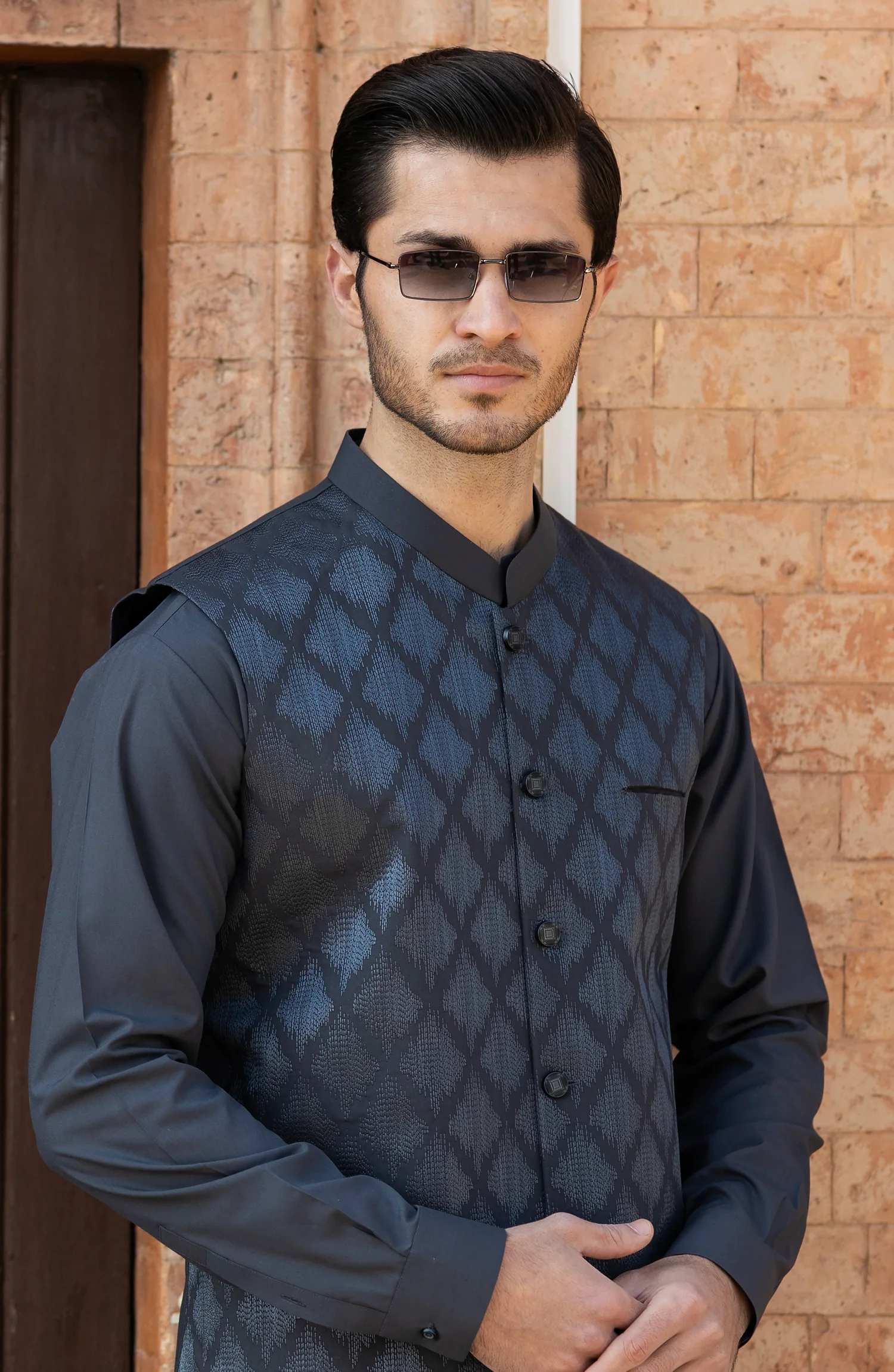 CHARCOAL BLENDED KAMEEZ SHALWAR WITH EMBROIDERED WAISTCOAT - Image 5