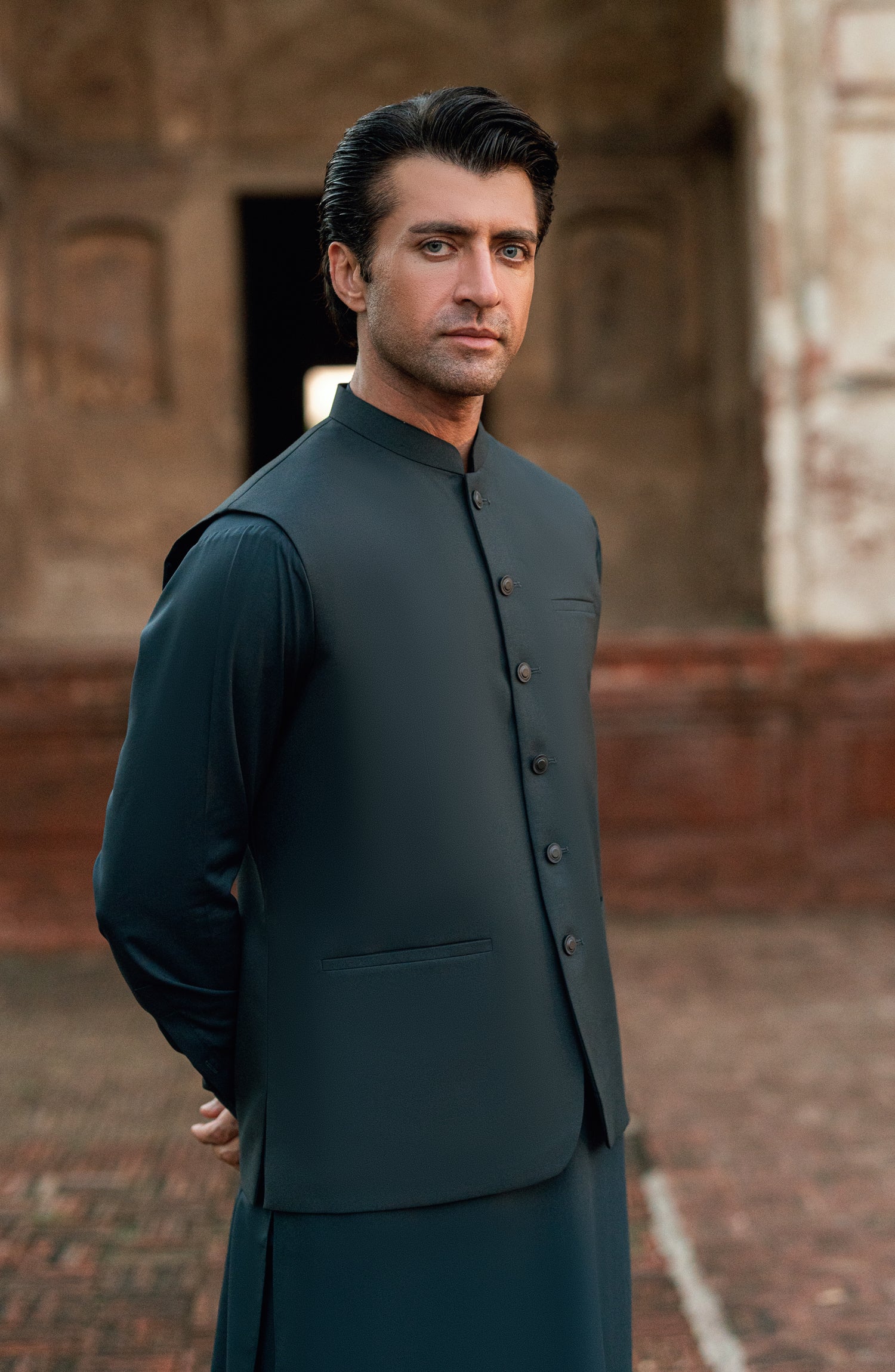 CHARCOAL BLENDED KAMEEZ SHALWAR WITH WAIST COAT - Image 2