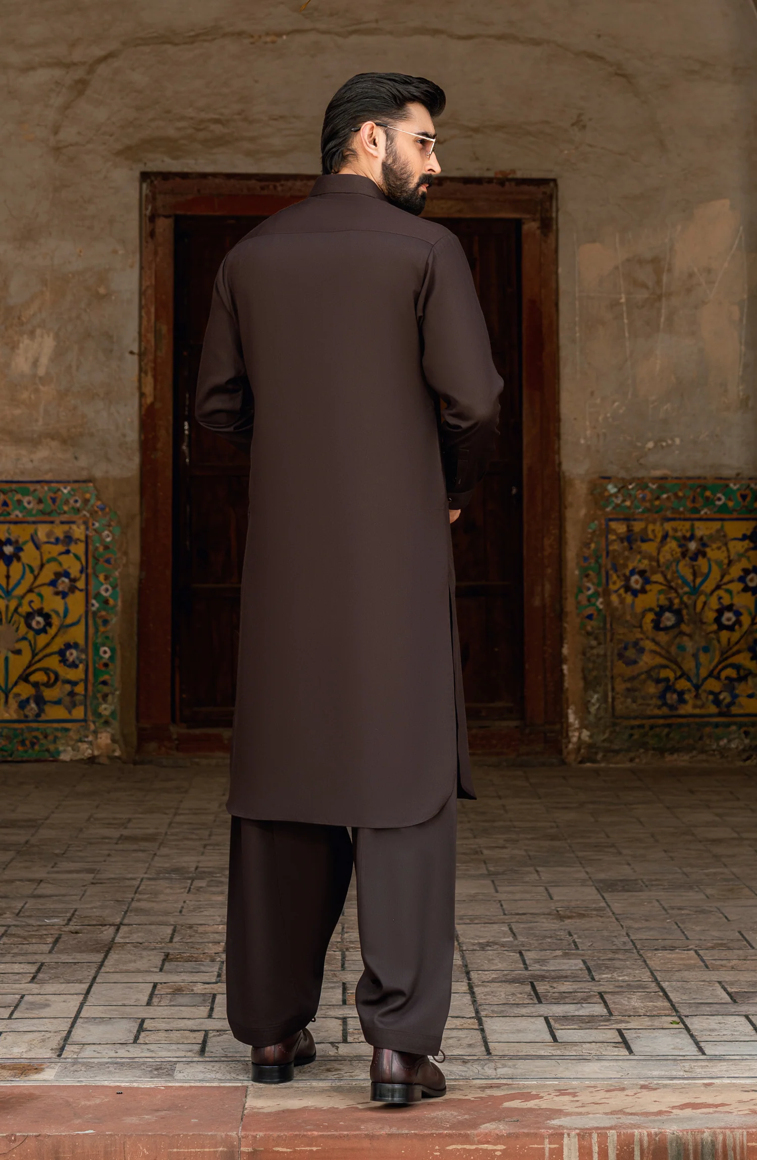 CHOCOLATE BROWN BLENDED KAMEEZ SHALWAR - Image 3
