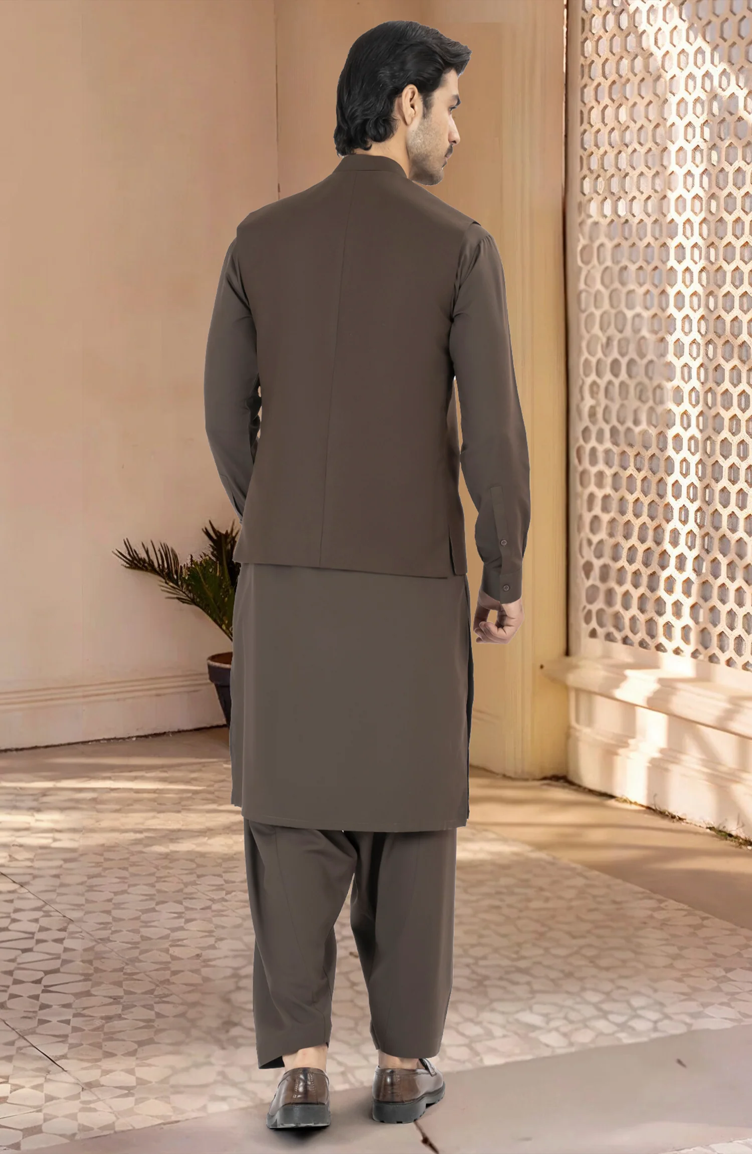 CHOCOLATE-BROWN BLENDED KAMEEZ SHALWAR WITH WAIST COAT - Image 3