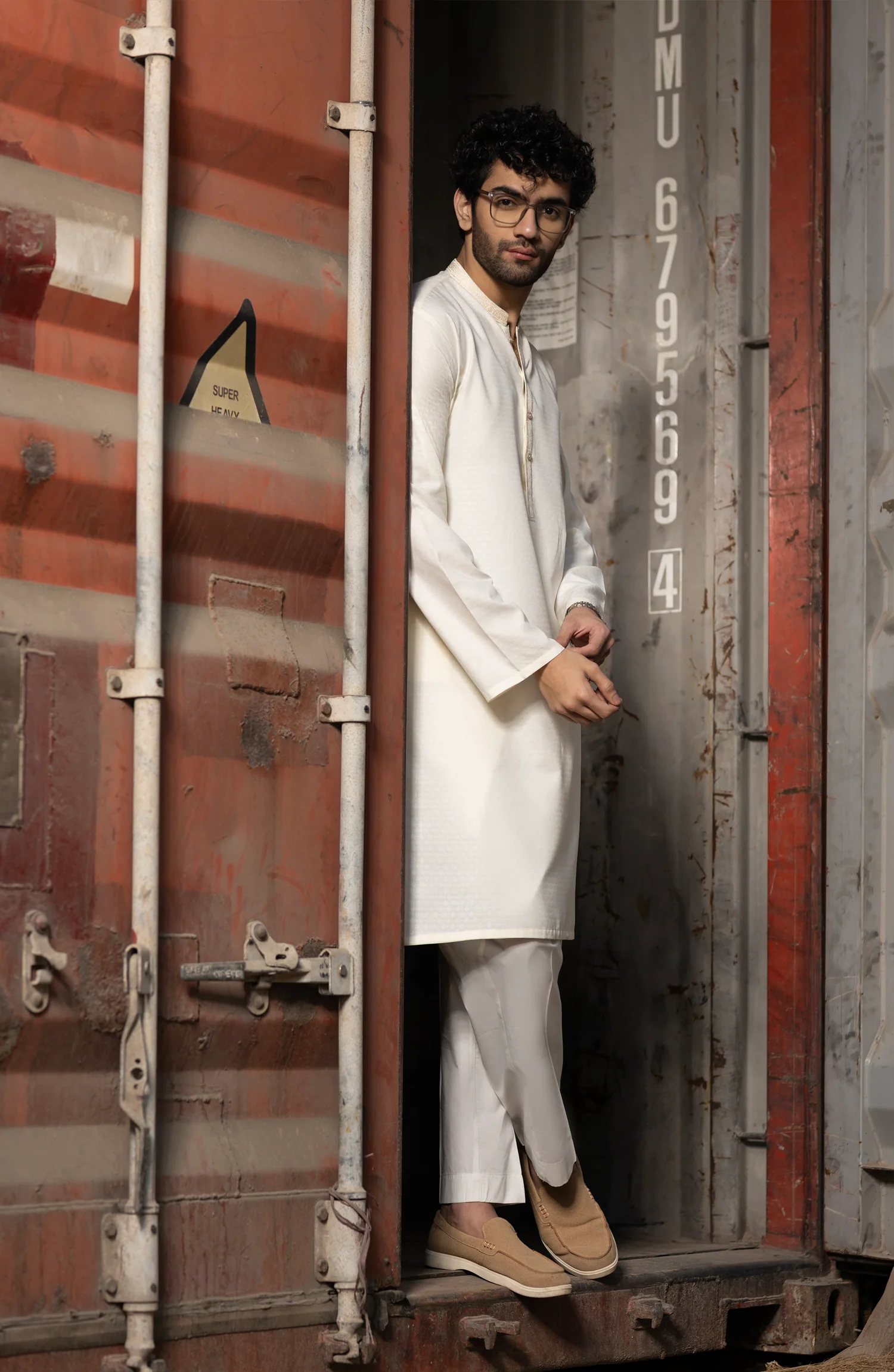 CREAM BLENDED EMBROIDERED KURTA - Image 6