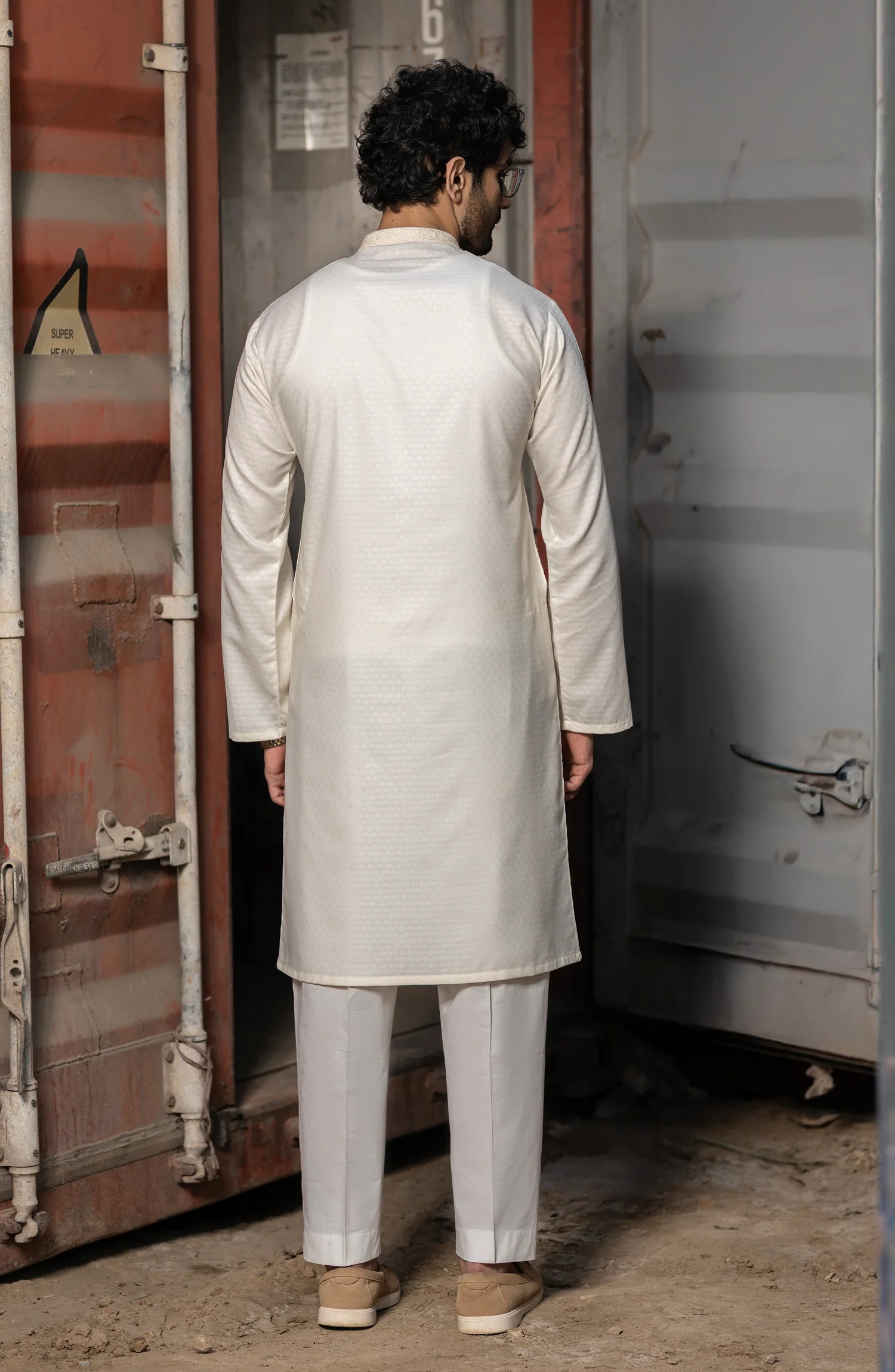 CREAM BLENDED EMBROIDERED KURTA - Image 7