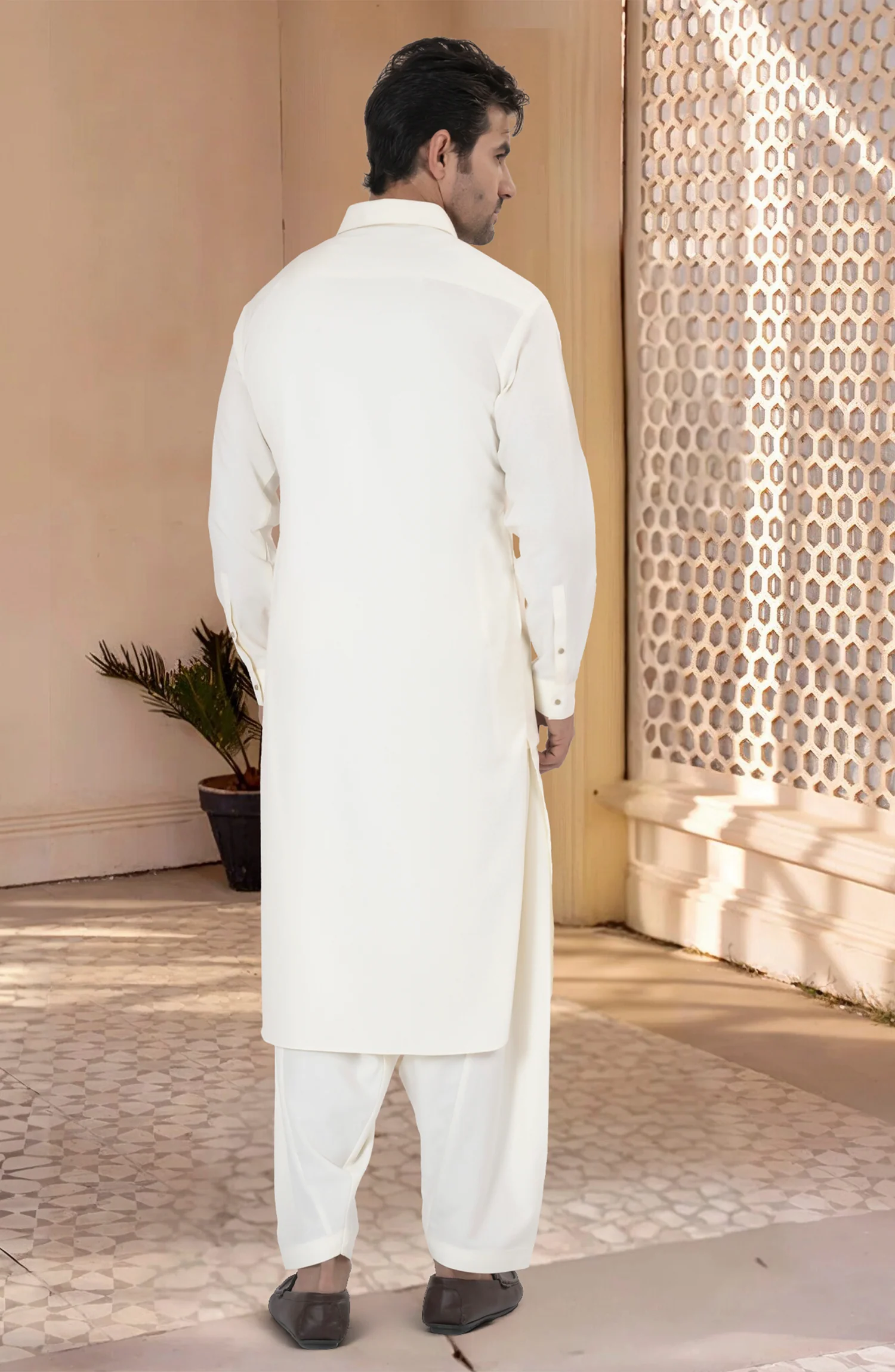 CREAM BLENDED KAMEEZ SHALWAR - Image 6