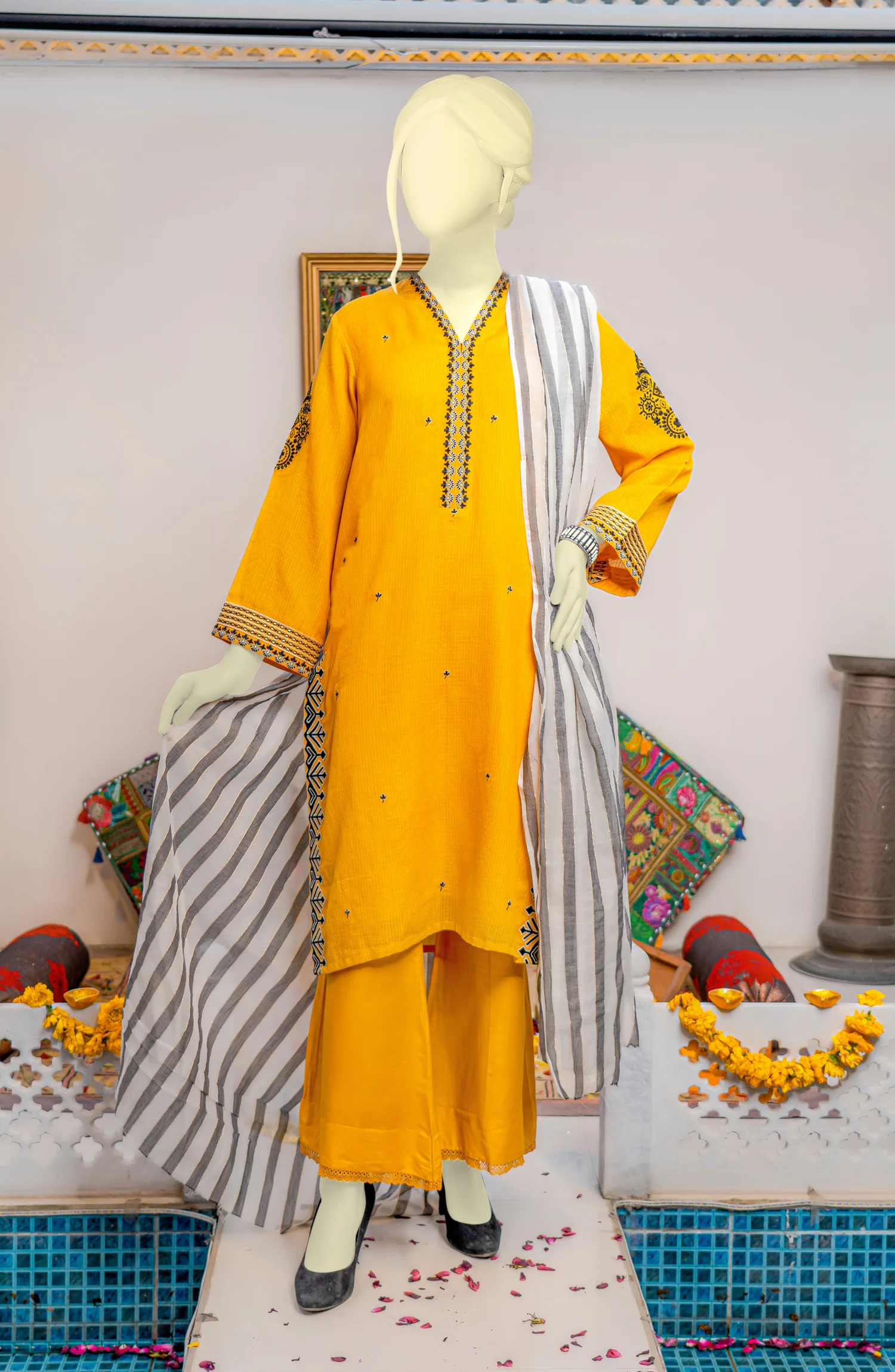 EID FESTIVE'22 2PC STITCHED KURTI