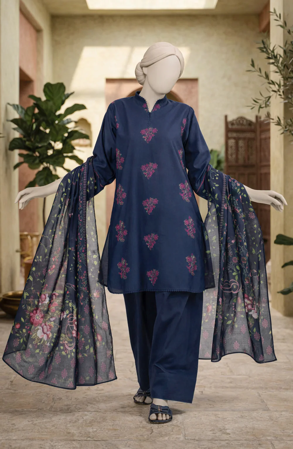 EMBROIDERED CAMBRIC 3PCS UNSTITCHED