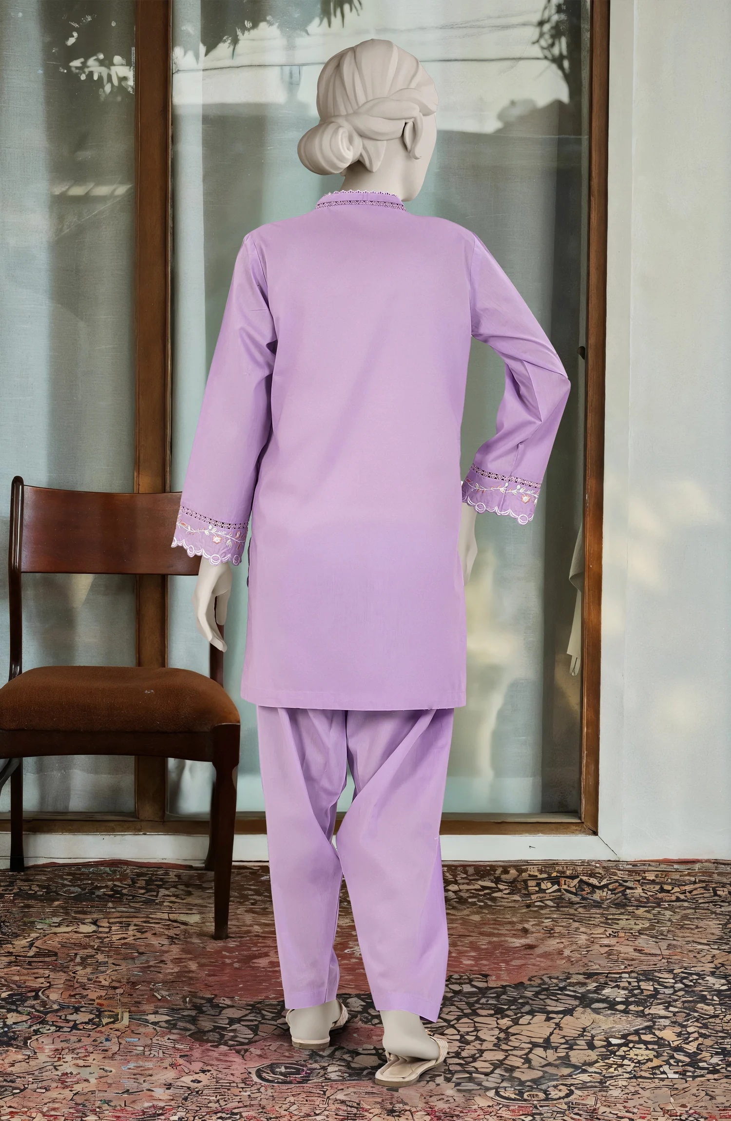 EMBROIDERED CAMBRIC STITCHED 2 PIECE - Image 4