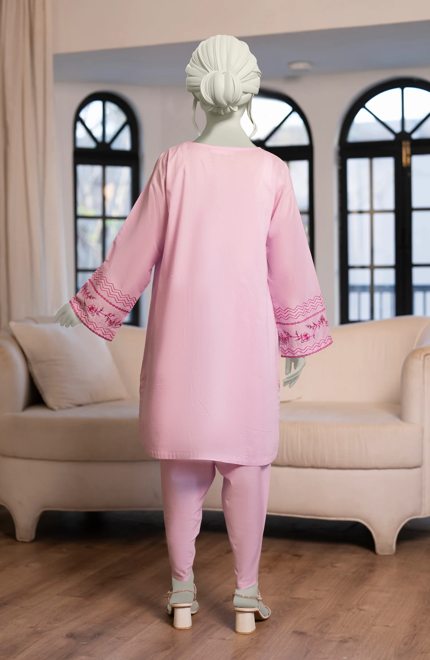 EMBROIDERED CAMBRIC STITCHED 2 PIECE - Image 3