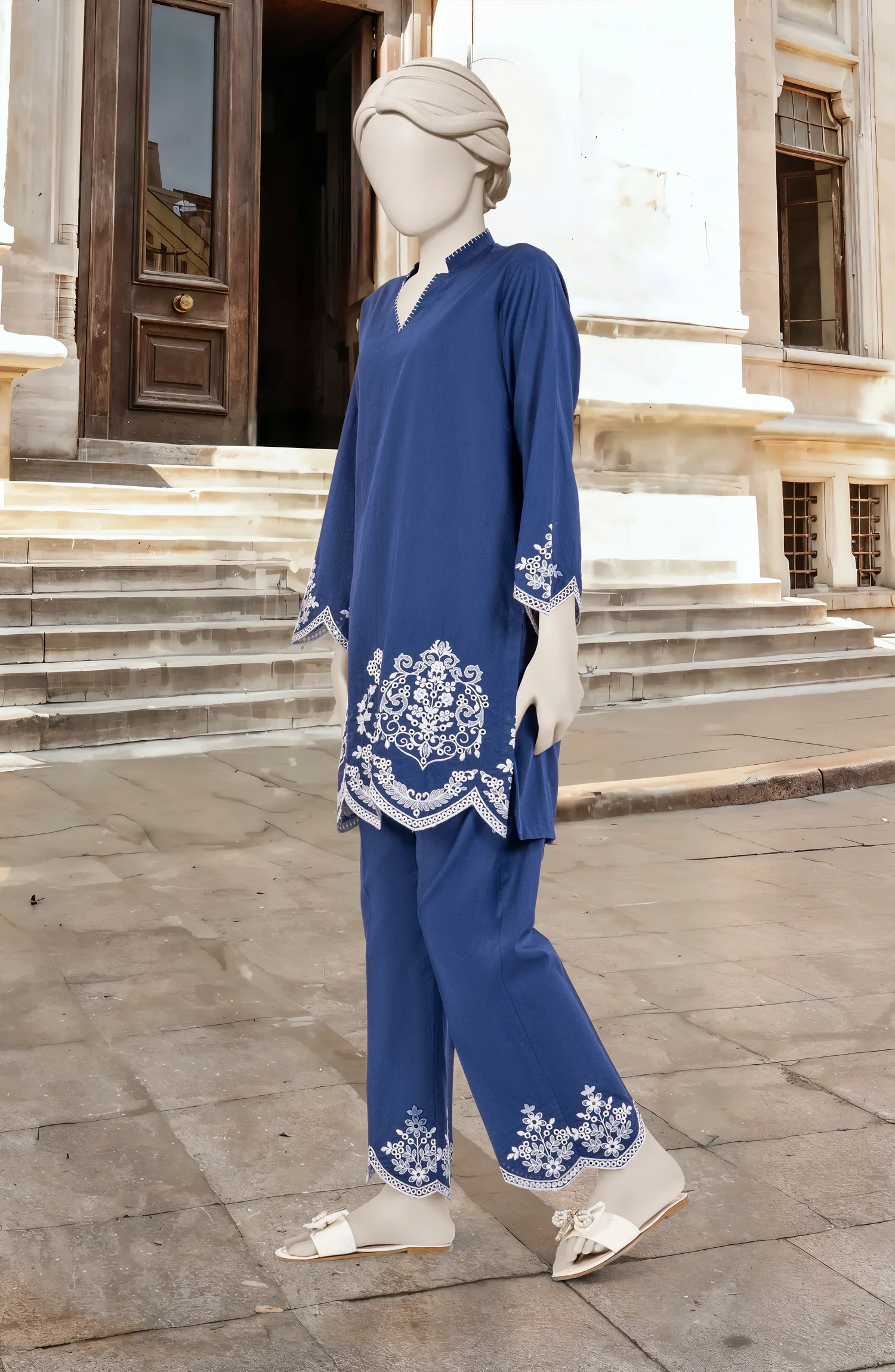 EMBROIDERED CAMBRIC STITCHED 2 PIECE - Image 3