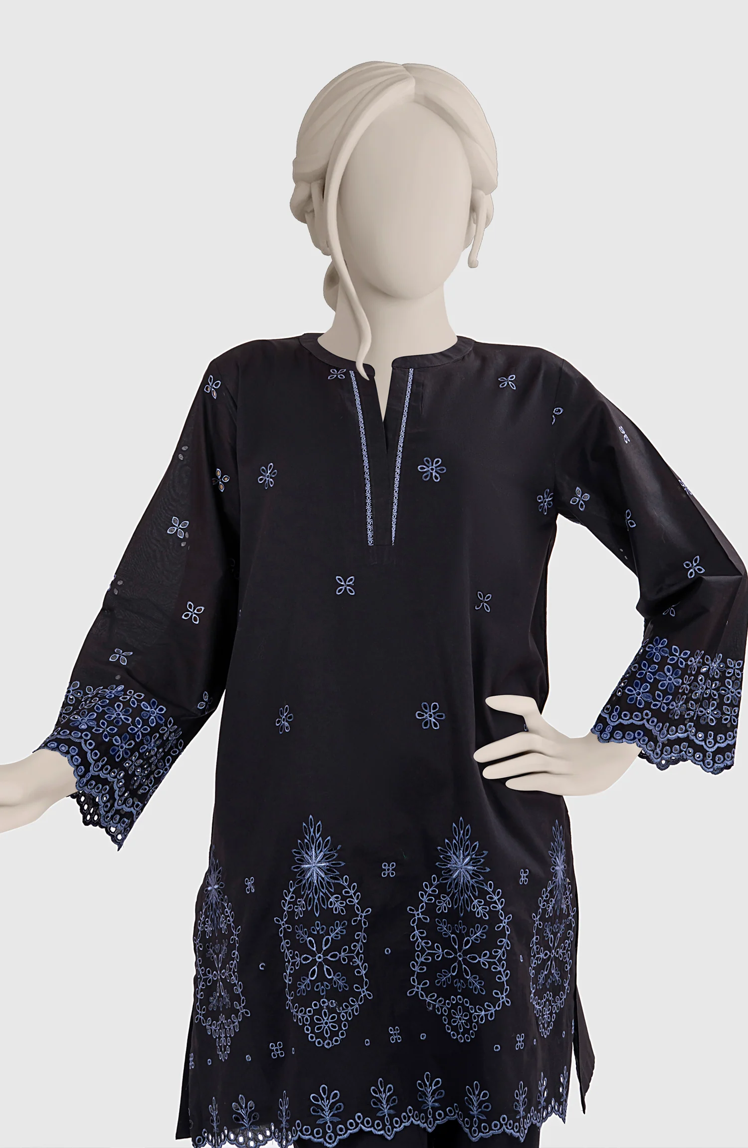 EMBROIDERED CAMBRIC STITCHED 2 PIECE - Image 7