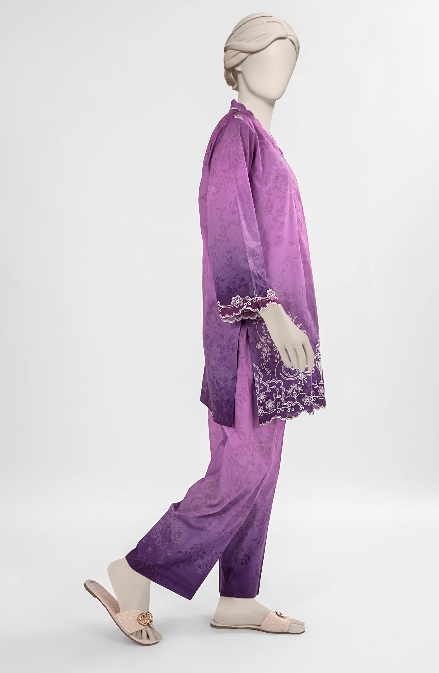 EMBROIDERED CAMBRIC STITCHED 2 PIECE - Image 7