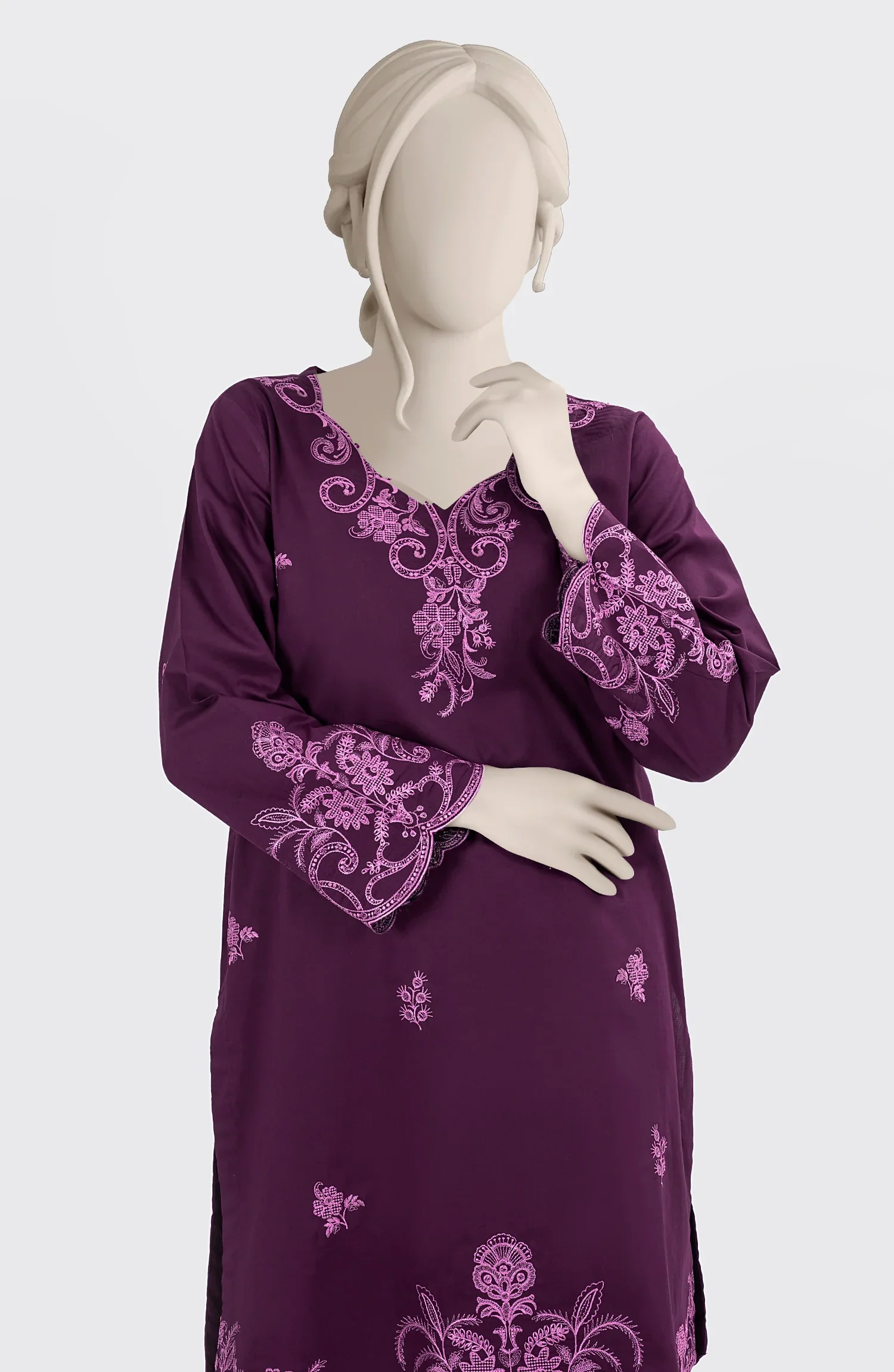 EMBROIDERED CAMBRIC STITCHED 2 PIECE - Image 2