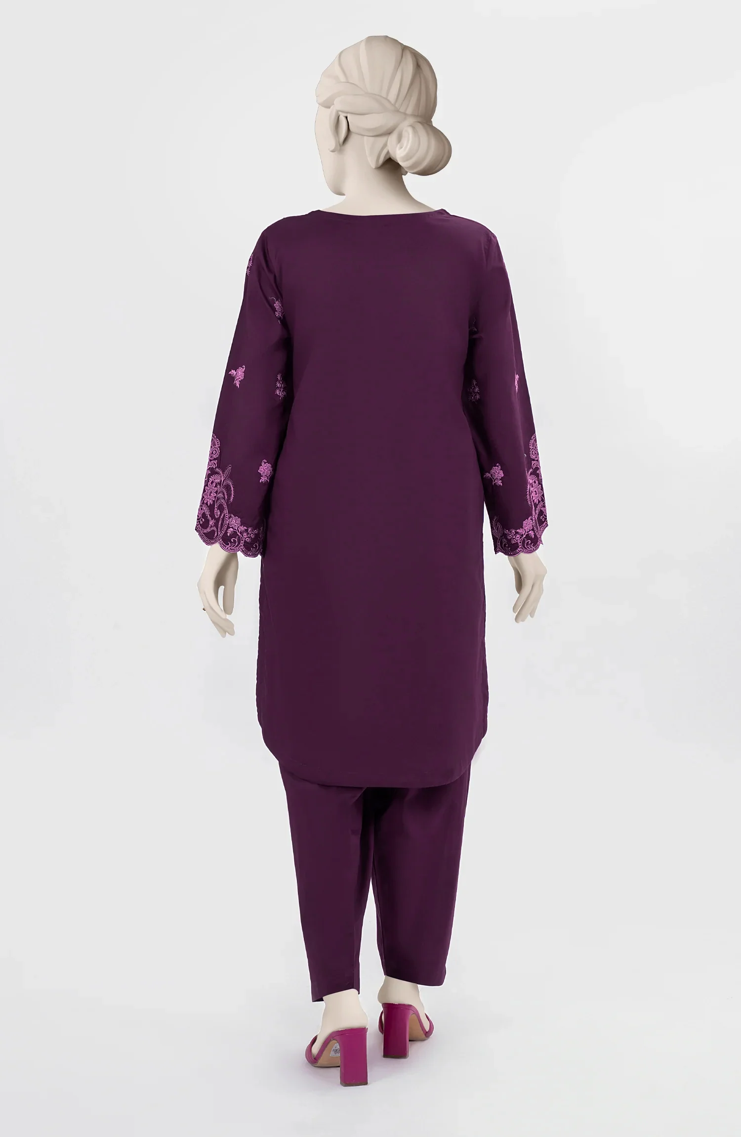 EMBROIDERED CAMBRIC STITCHED 2 PIECE - Image 4