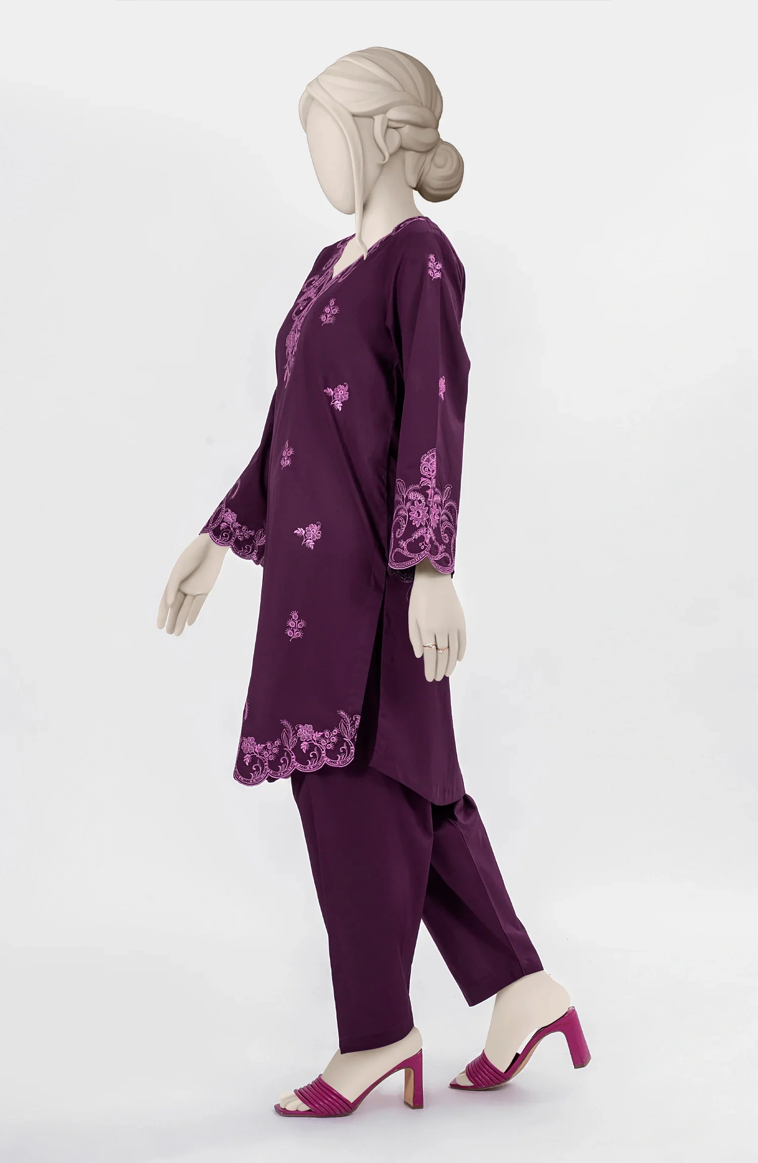 EMBROIDERED CAMBRIC STITCHED 2 PIECE - Image 5