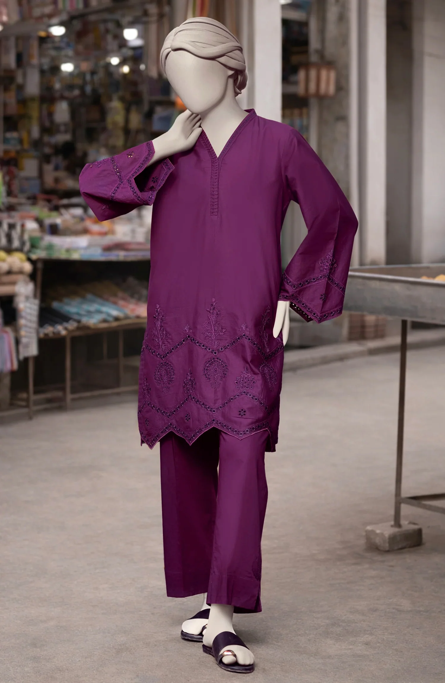 EMBROIDERED CAMBRIC STITCHED 2 PIECE - Image 2