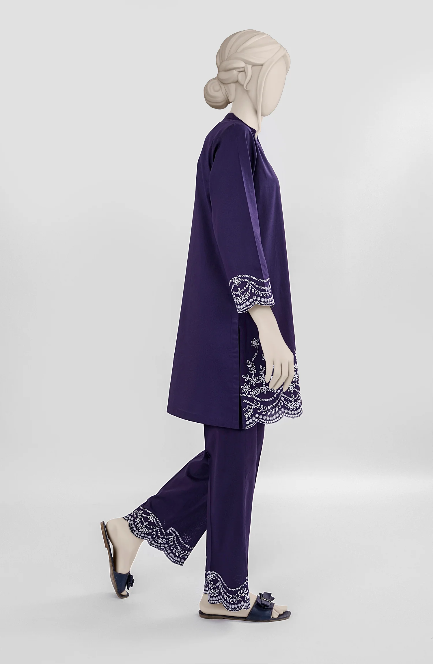 EMBROIDERED CAMBRIC STITCHED 2 PIECE - Image 5