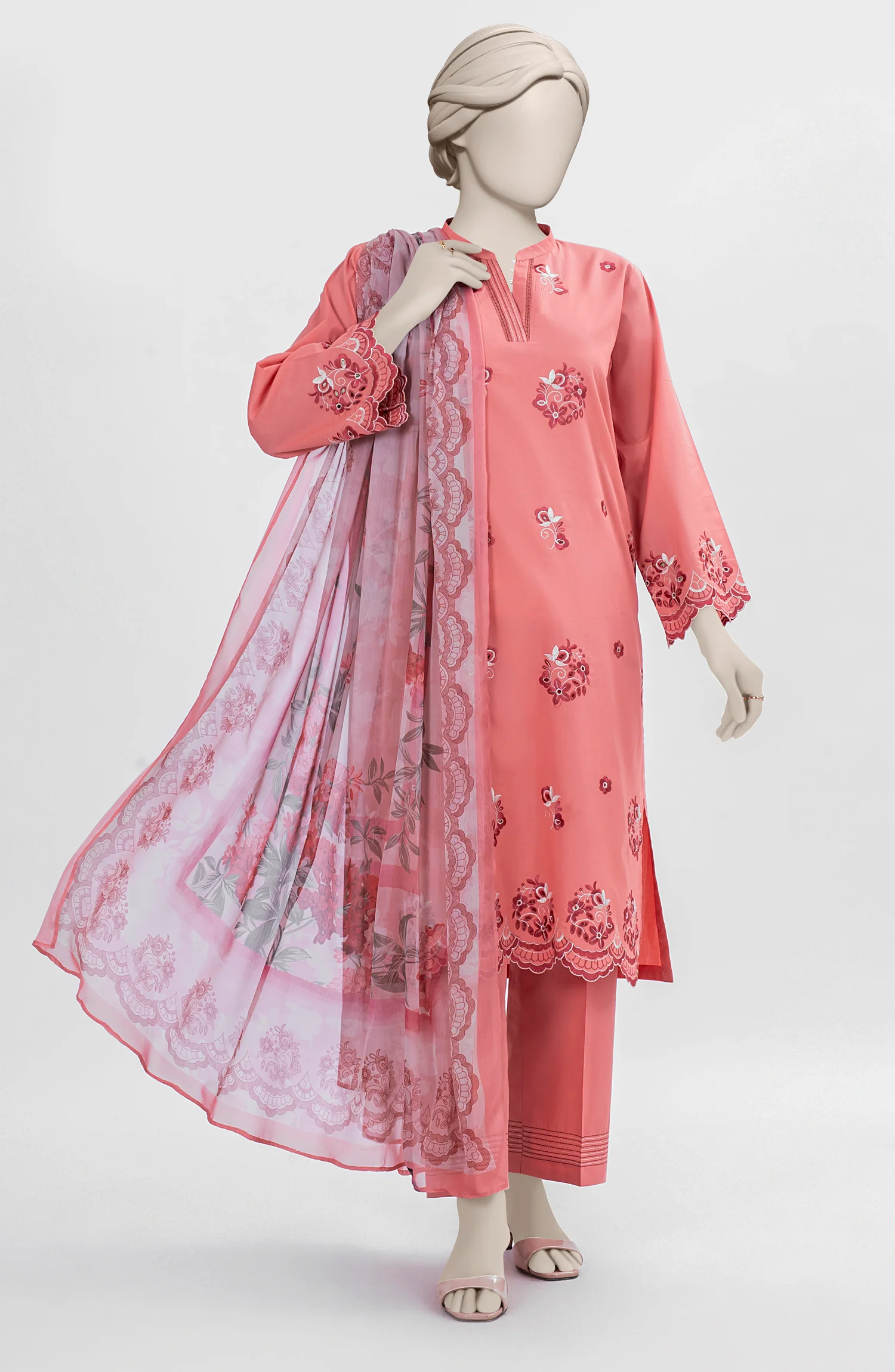 EMBROIDERED CAMBRIC STITCHED 3 PIECE - Image 6