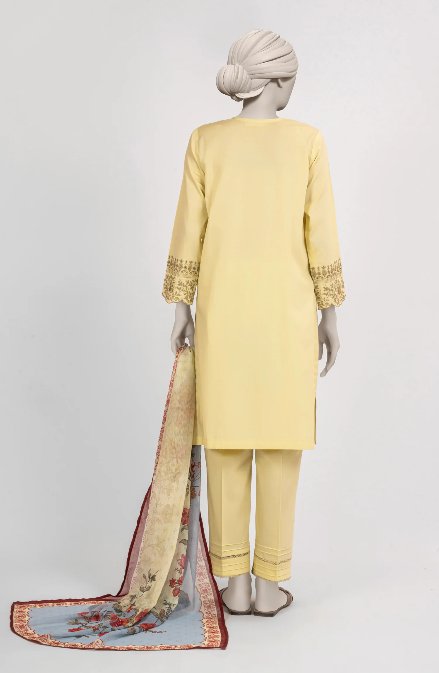 EMBROIDERED CAMBRIC STITCHED 3 PIECE - Image 4