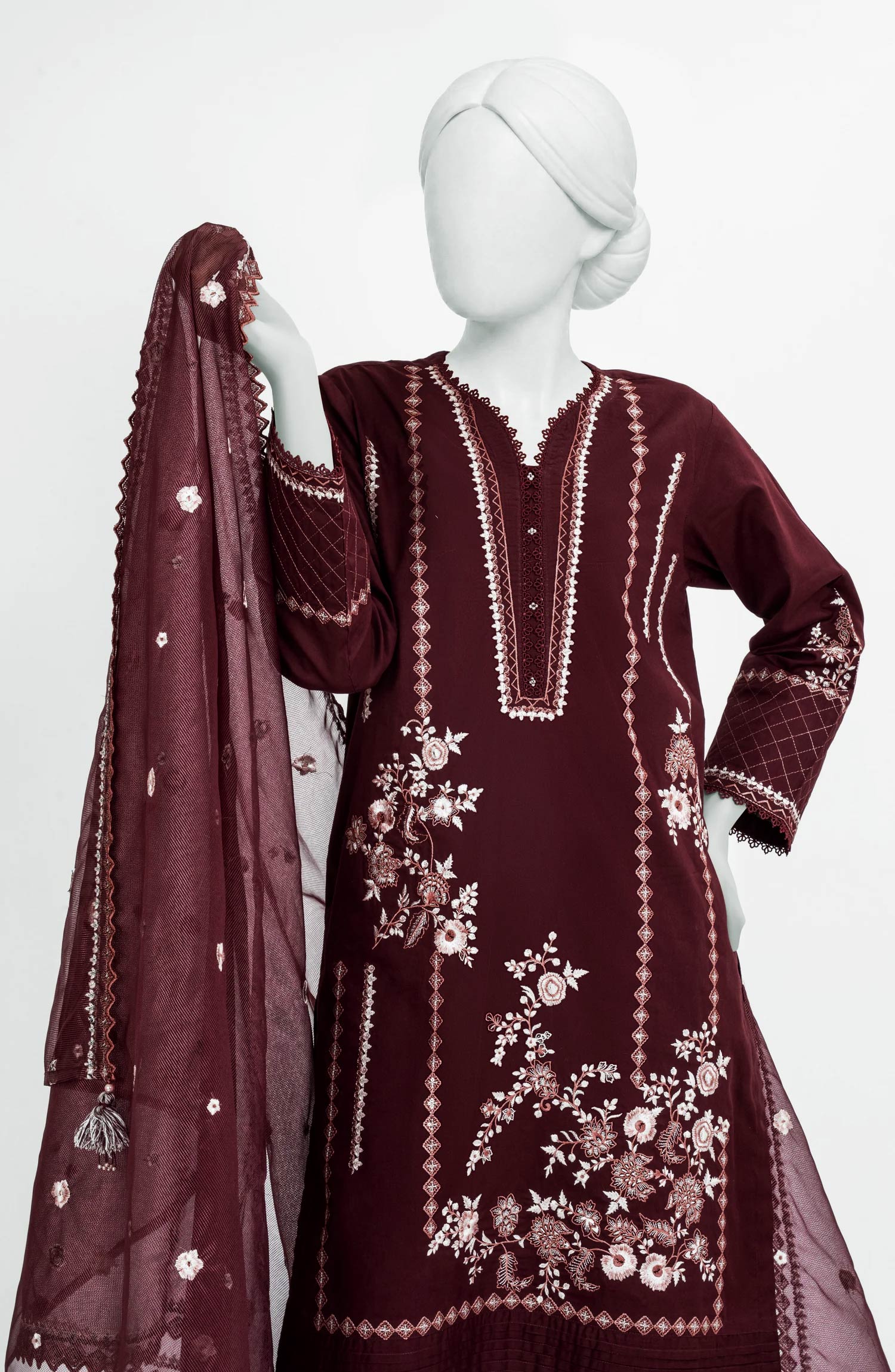 EMBROIDERED CAMBRIC STITCHED 3 PIECE - Image 2
