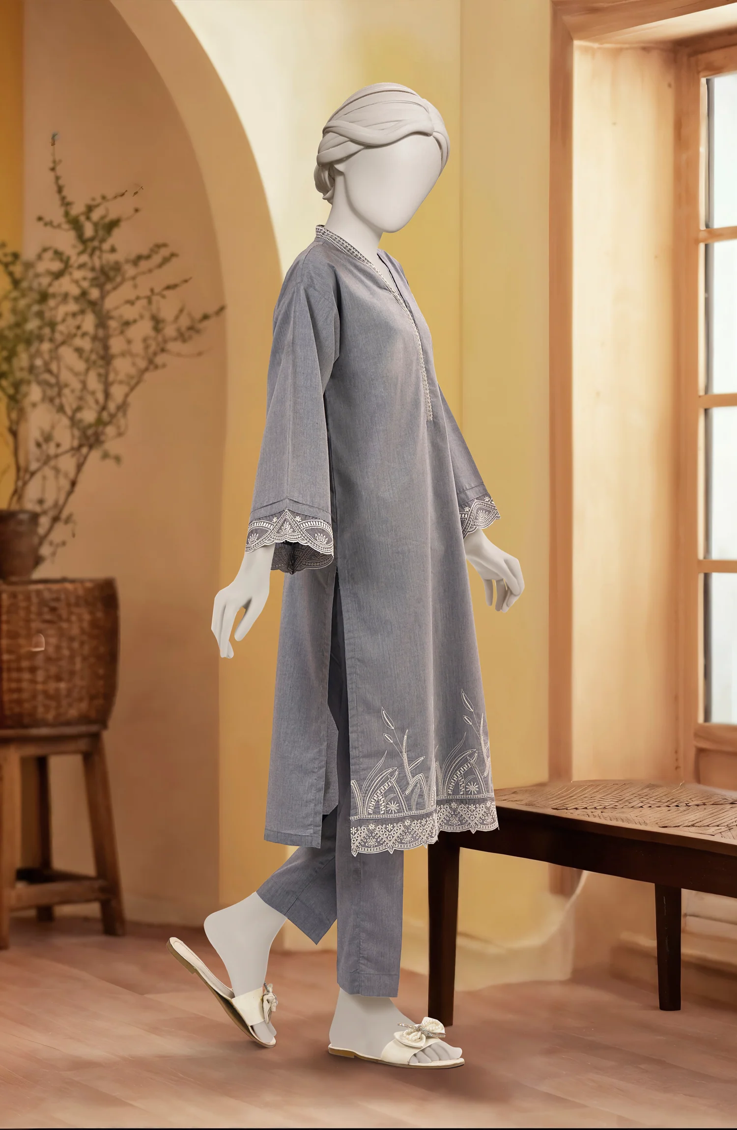 EMBROIDERED CHAMBRAY STITCHED 2 PIECE - Image 4