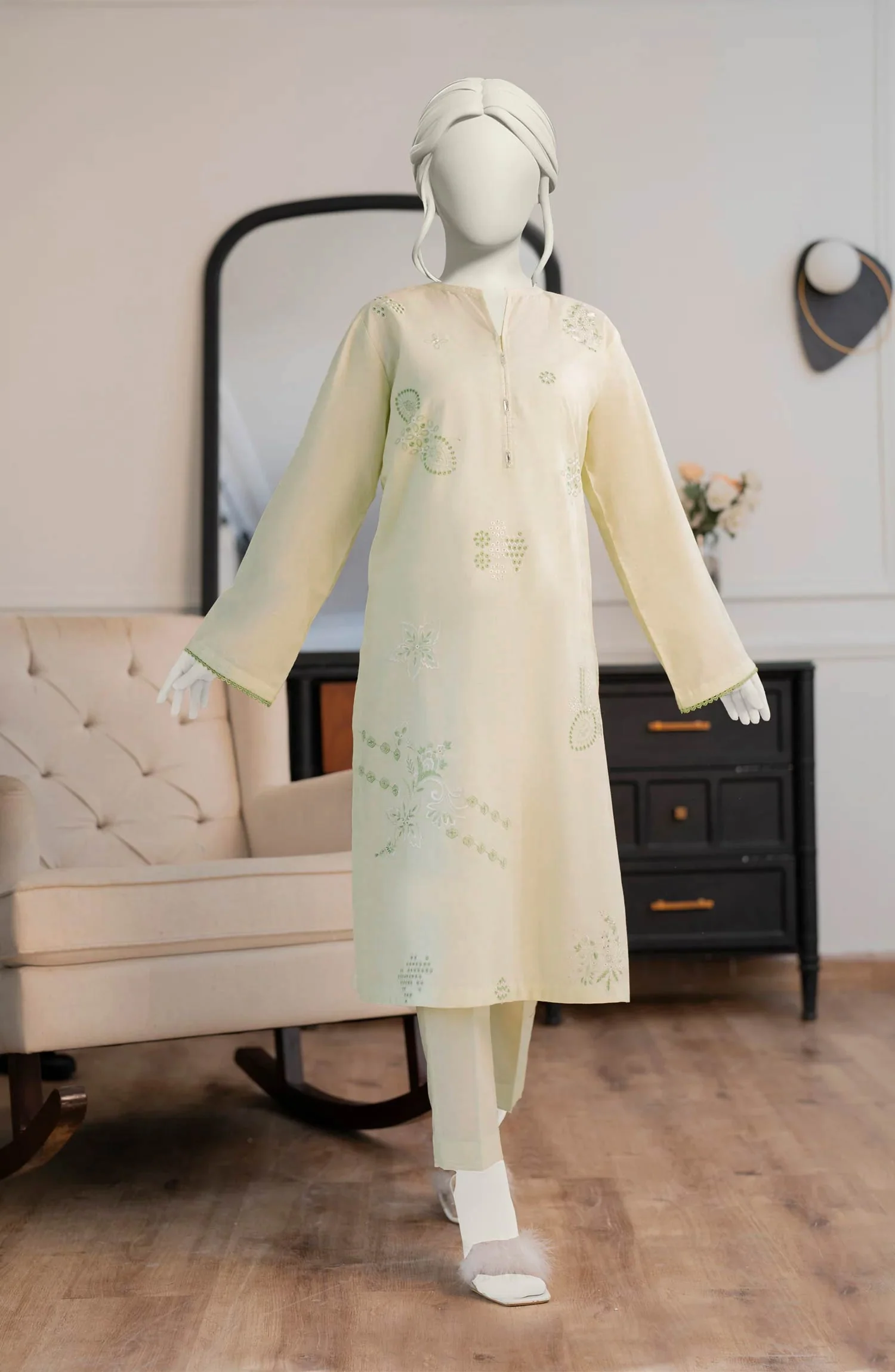 EMBROIDERED JACQUARD STITCHED 2 PIECE - Image 5