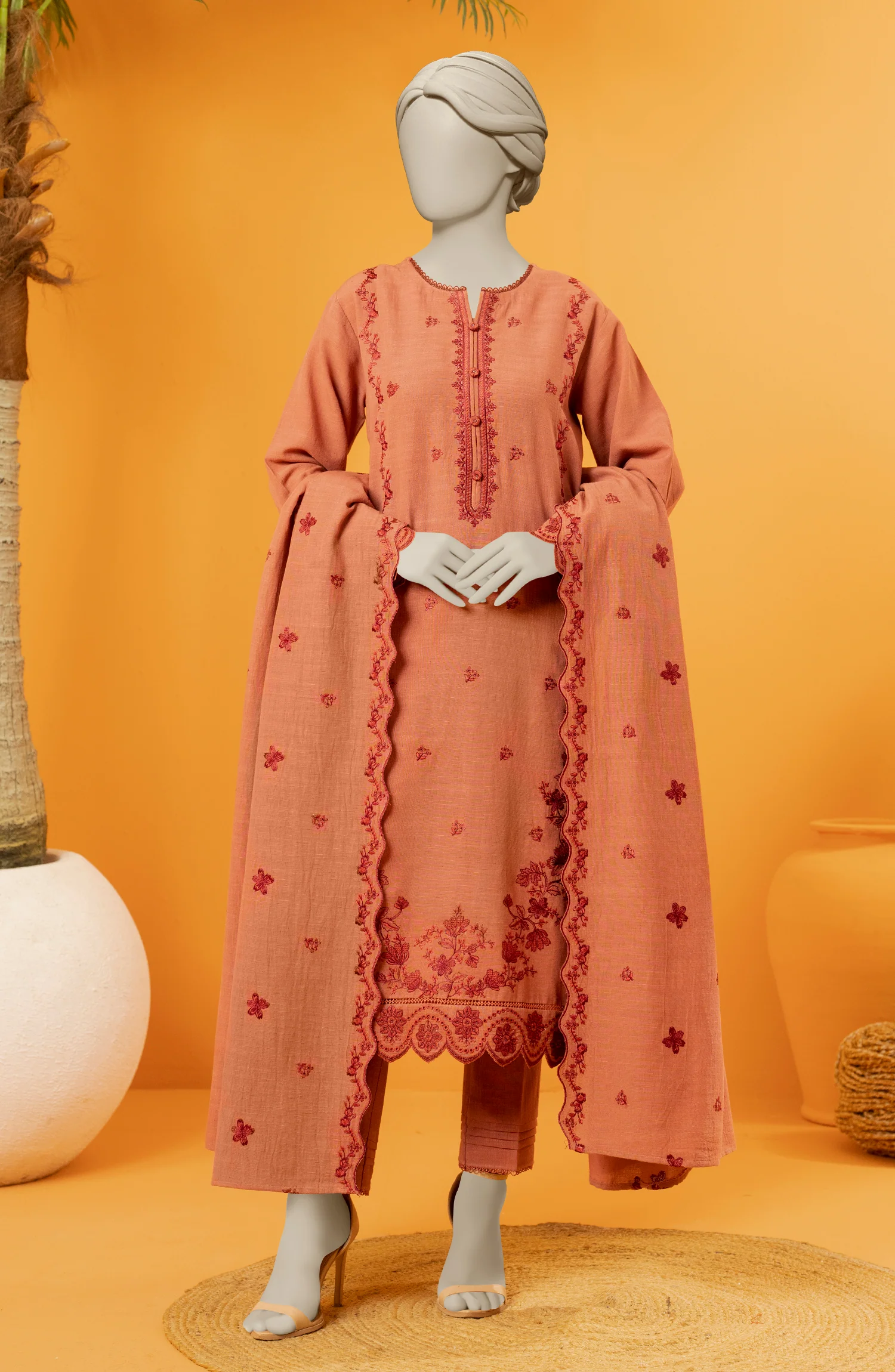 EMBROIDERED KHADDAR 3PCS UNSTITCHED - Image 4
