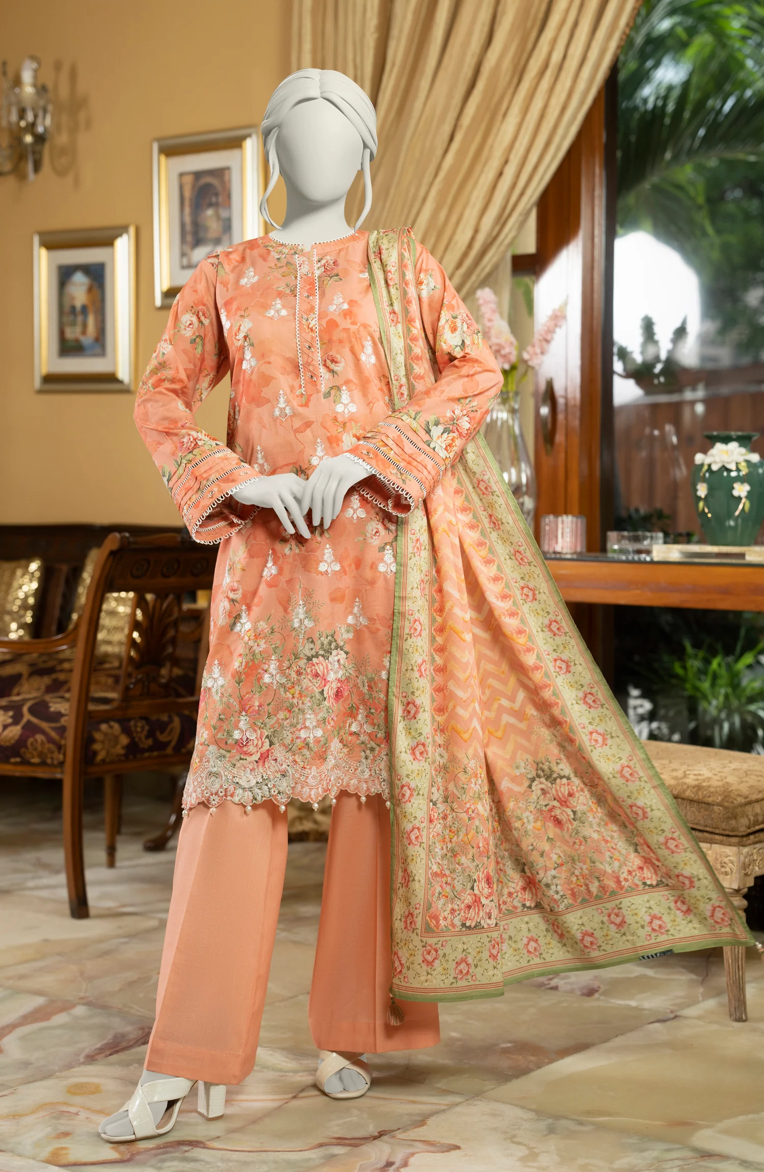 EMBROIDERED LAWN 3PCS UNSTITCHED