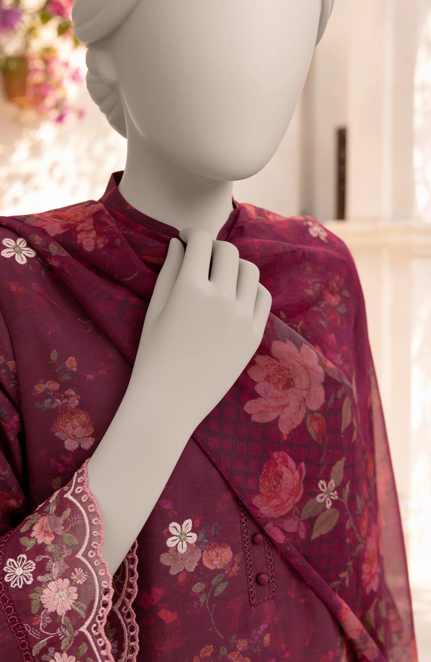 EMBROIDERED PRINTED CAMBRIC STITCHED 3 PIECE - Image 4