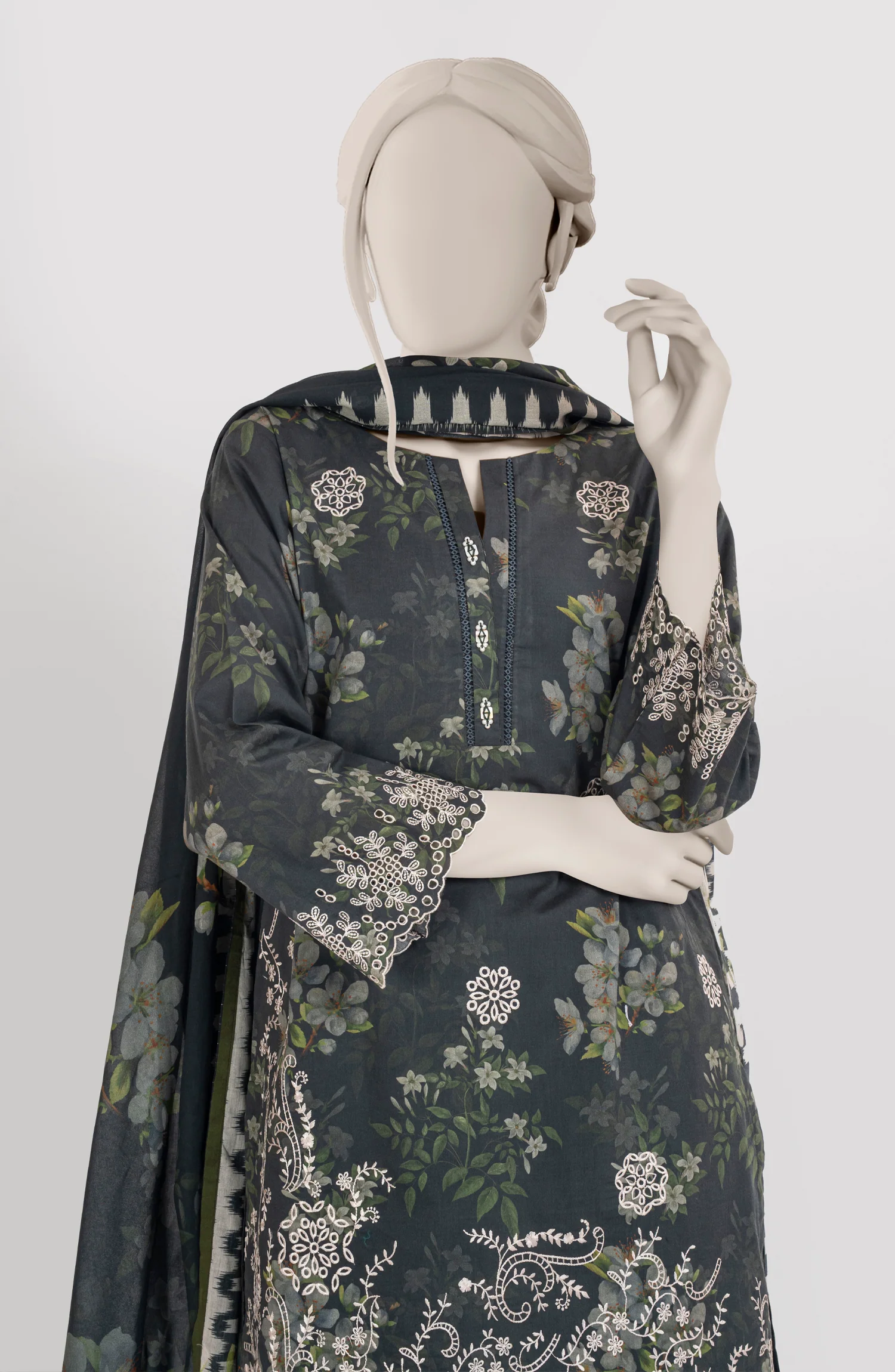 EMBROIDERED PRINTED LAWN STITCHED 3 PIECE - Image 2