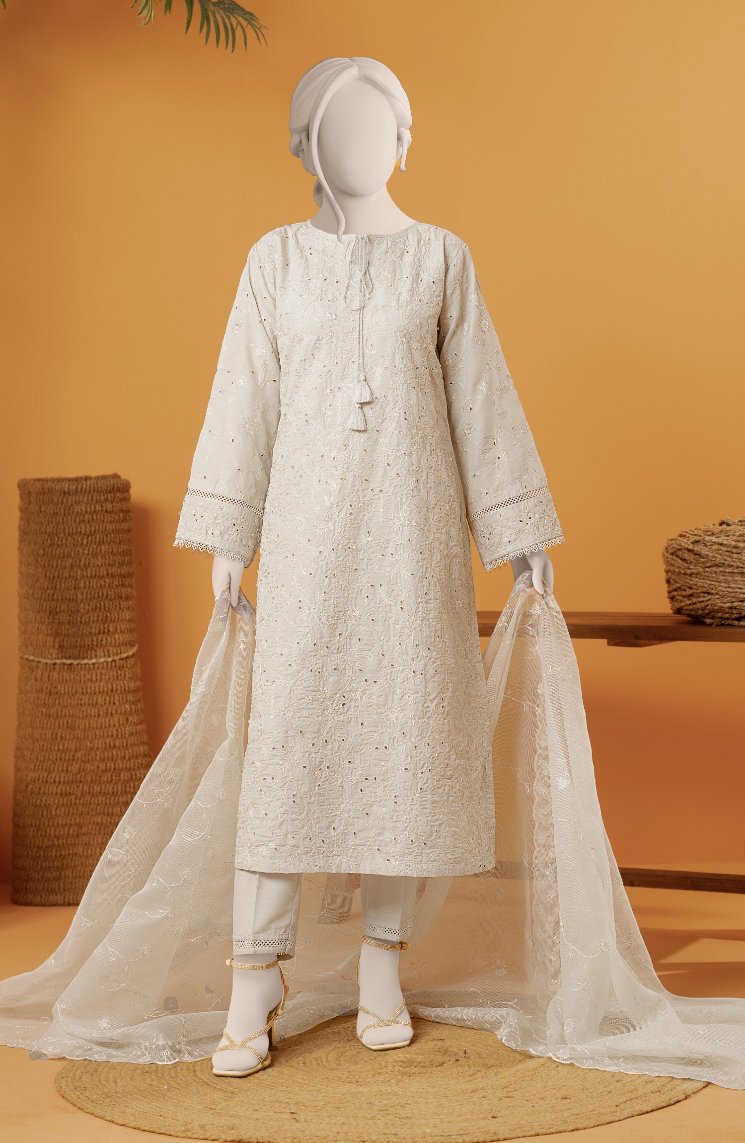 EMBROIDERED RAW SILK 3 PCS UNSTITCHED - Image 4