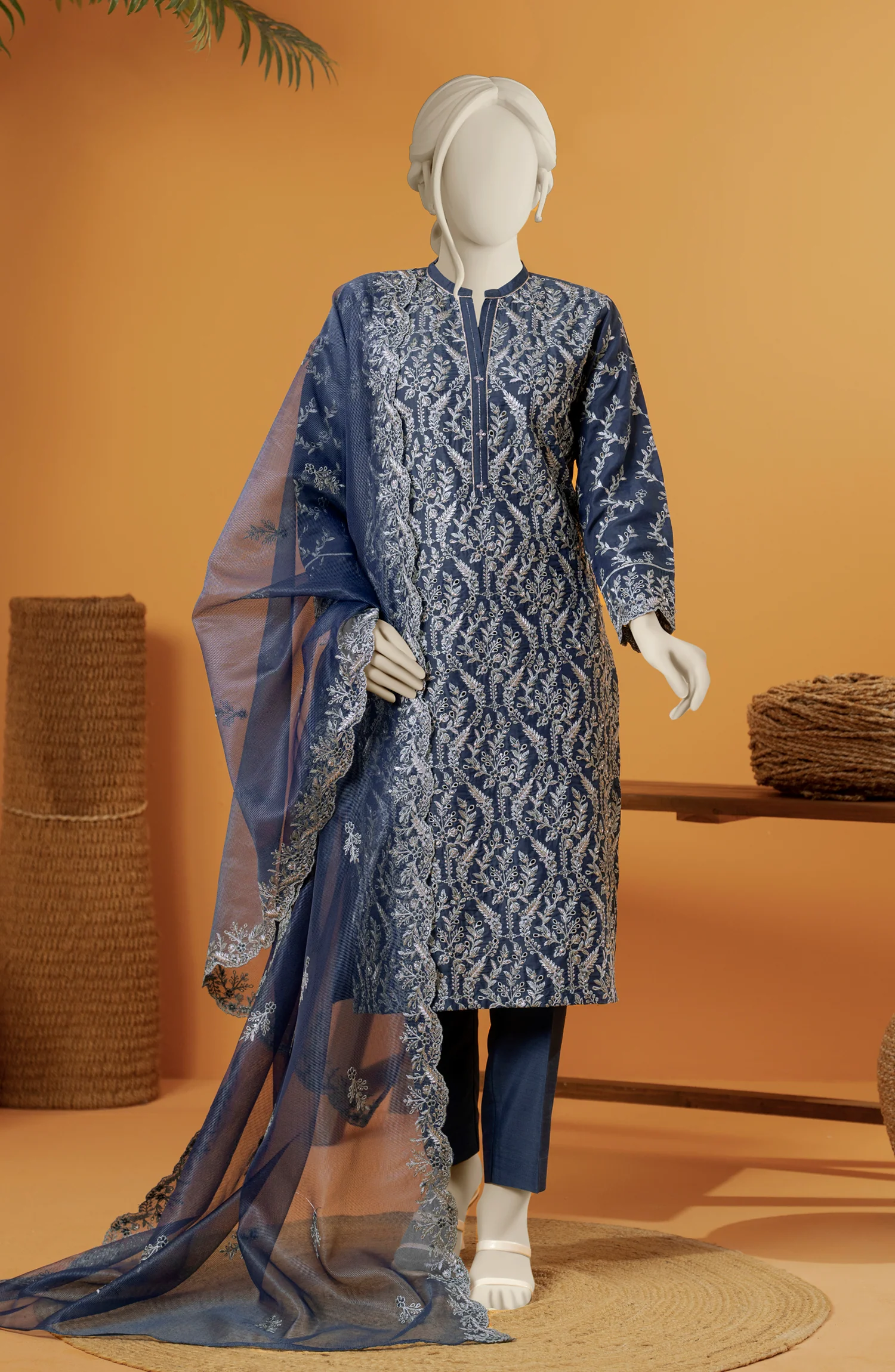EMBROIDERED RAW SILK 3 PCS UNSTITCHED - Image 5