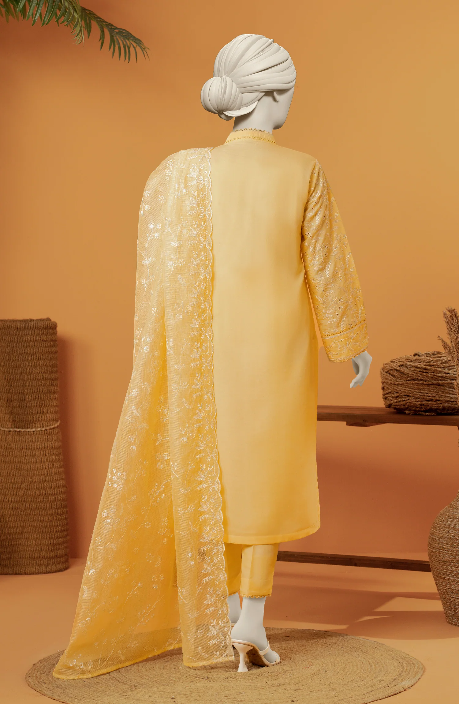 EMBROIDERED RAW SILK 3 PCS UNSTITCHED - Image 4