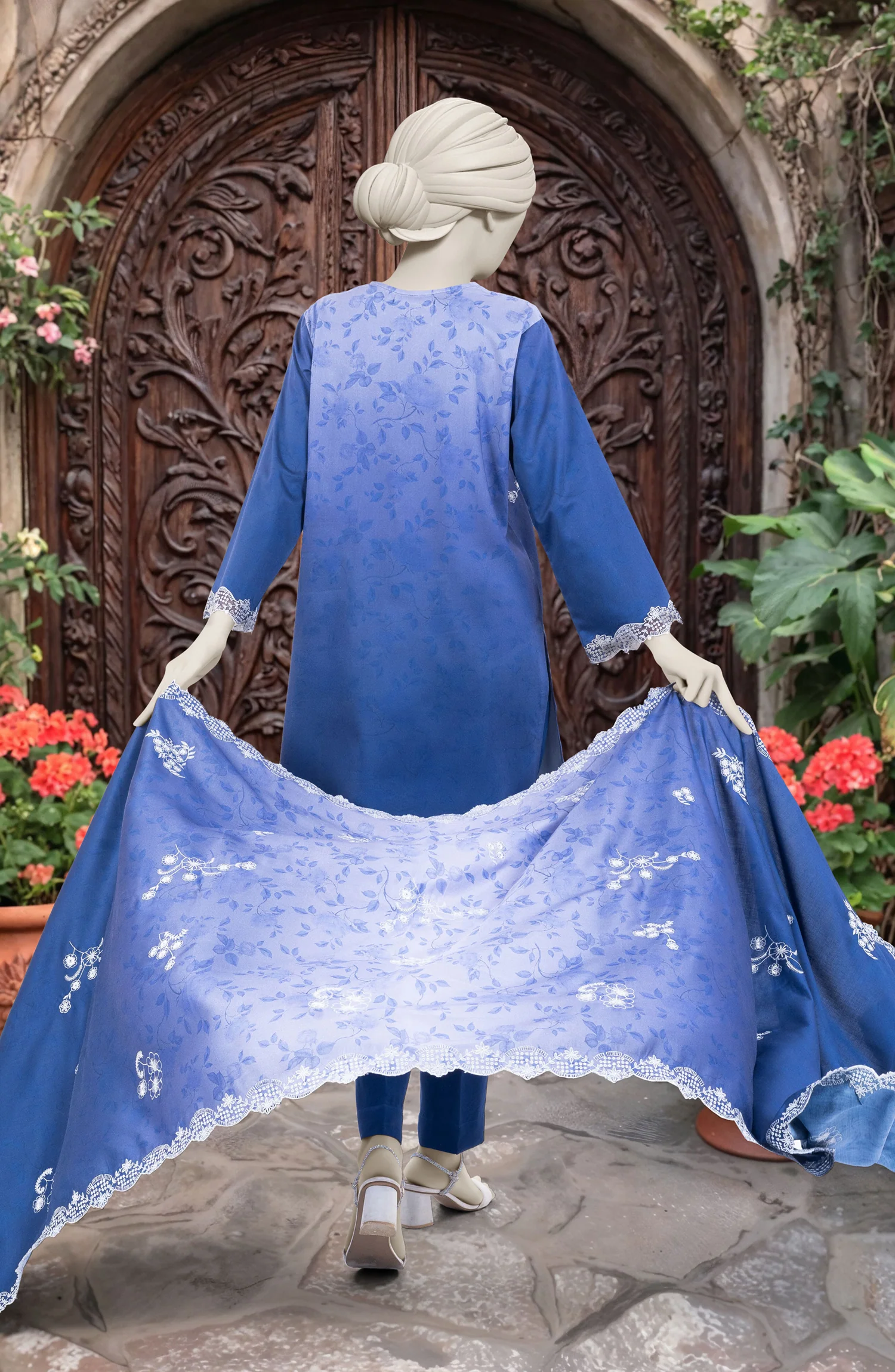 EMBROIDERED TWILL VISCOSE 3 PCS UNSTITCHED - Image 4