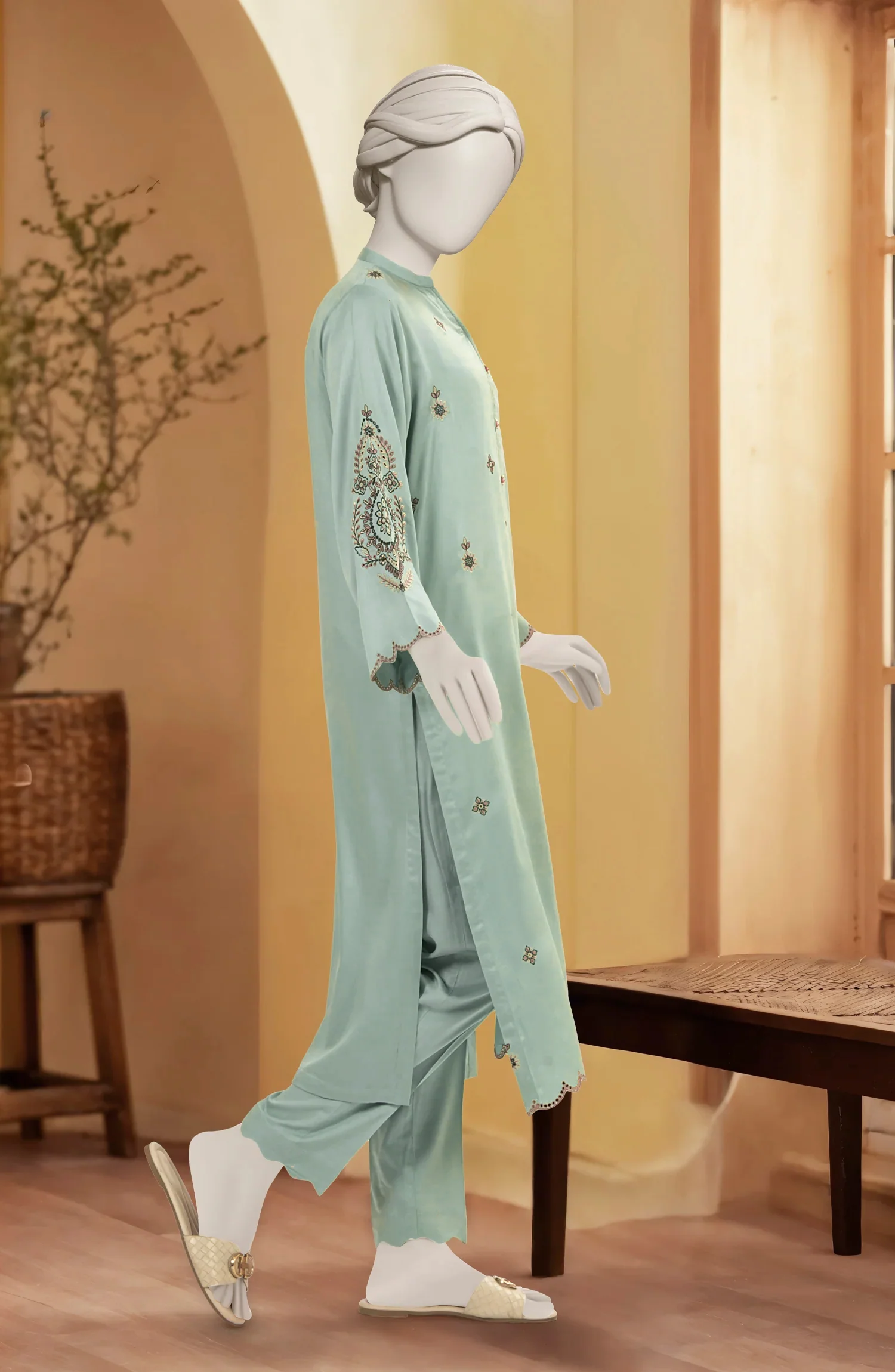 EMBROIDERED VISCOSE STITCHED 2 PIECE - Image 4