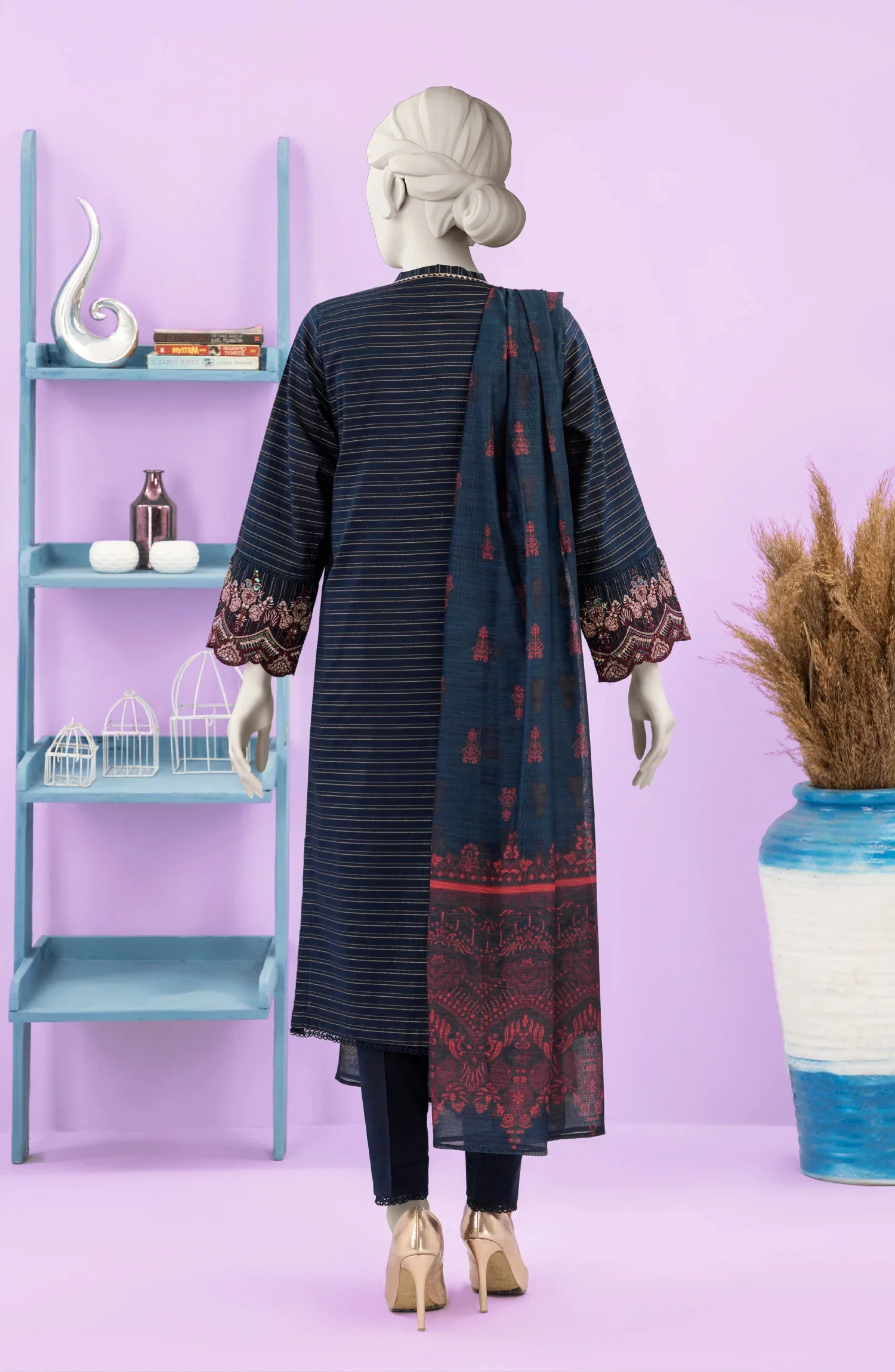 EMBROIDERED ZARI TAR STITCHED 3 PIECE - Image 4