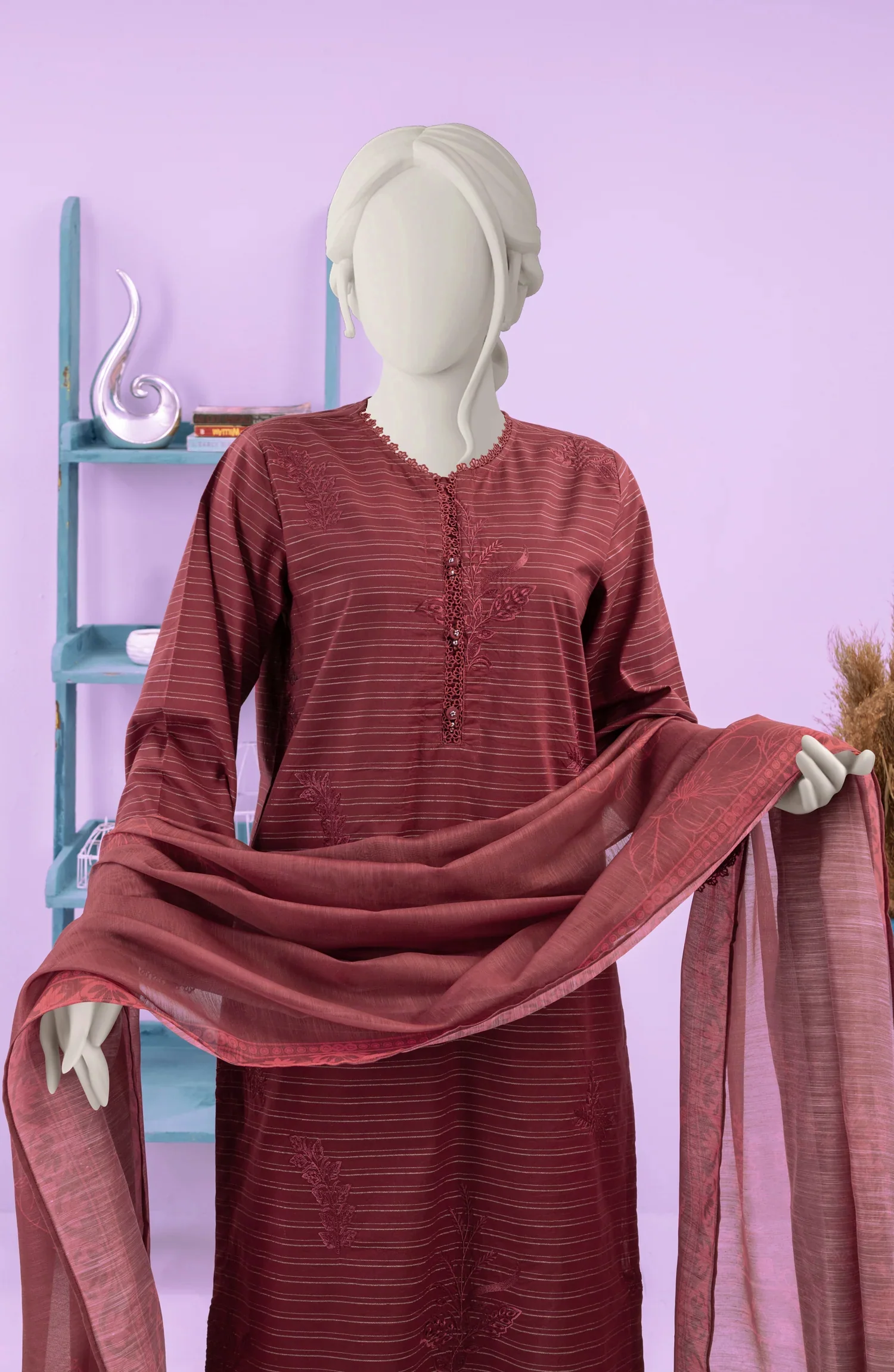 EMBROIDERED ZARI TAR STITCHED 3 PIECE - Image 2