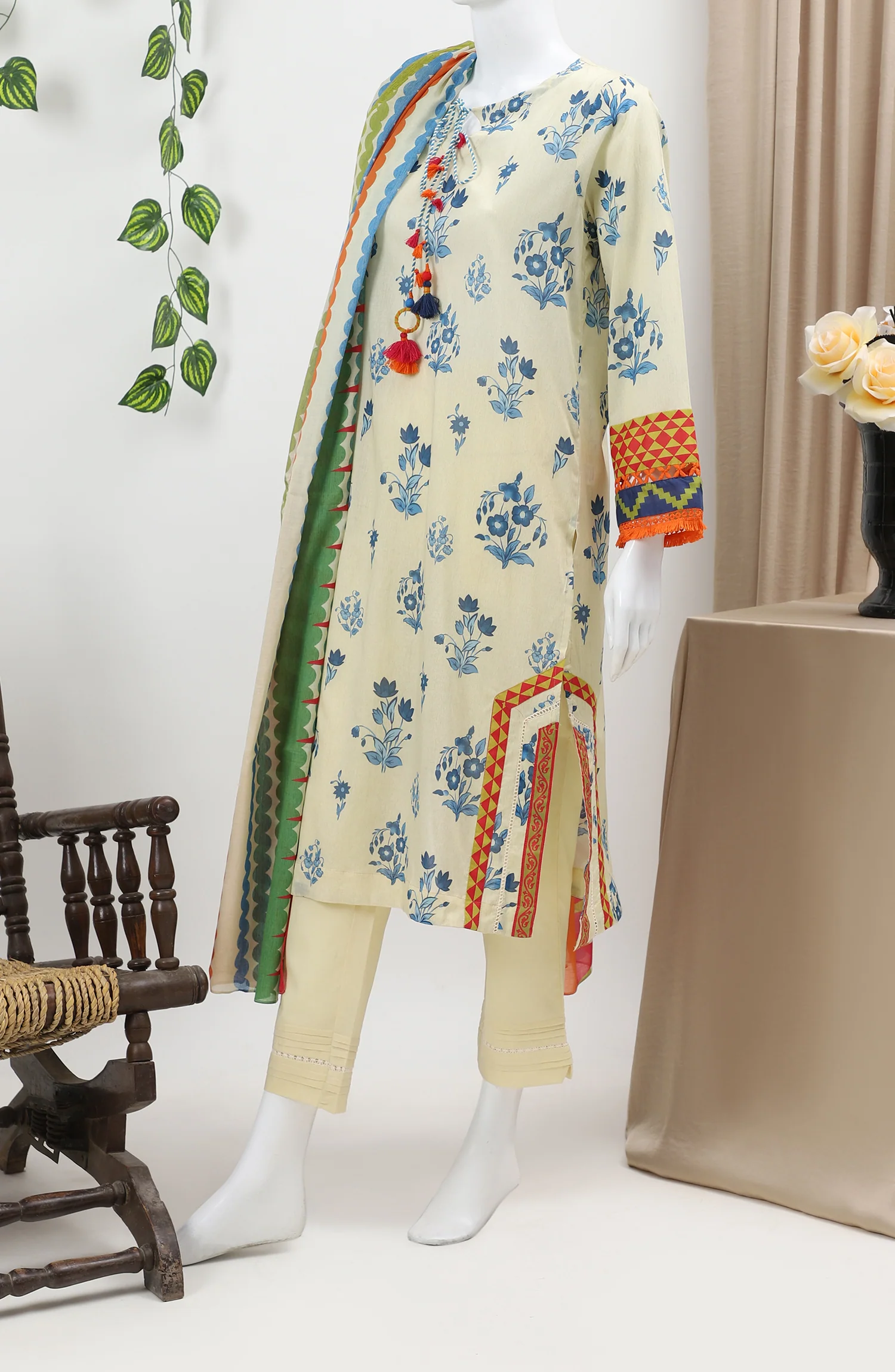 ETHEREAL FLOWER 3PC SUIT STITCHED - Image 3