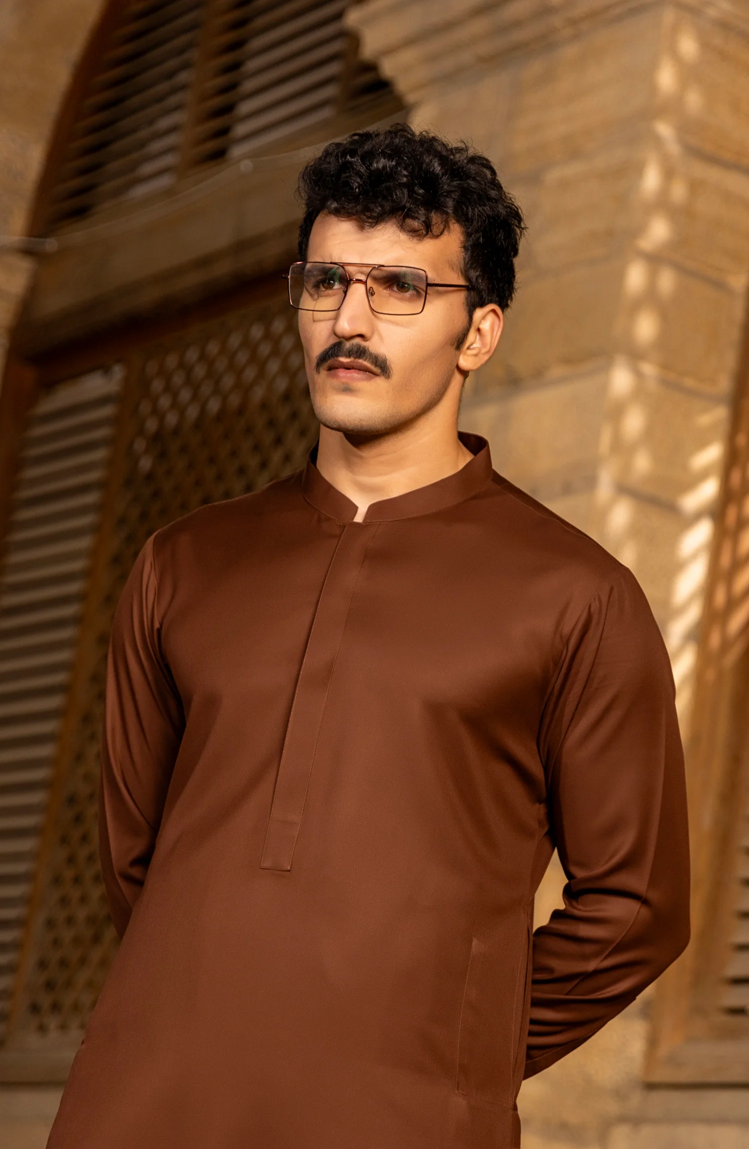 EXCLUSIVE WINTER'23 MEN KAMEEZ SHALWAR PLAIN BROWN - Image 2