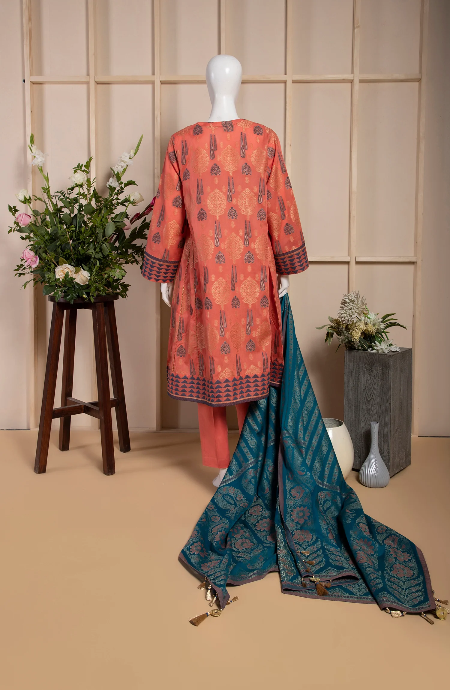 FERIHA JACQUARD 3PC SUIT STITCHED - Image 4