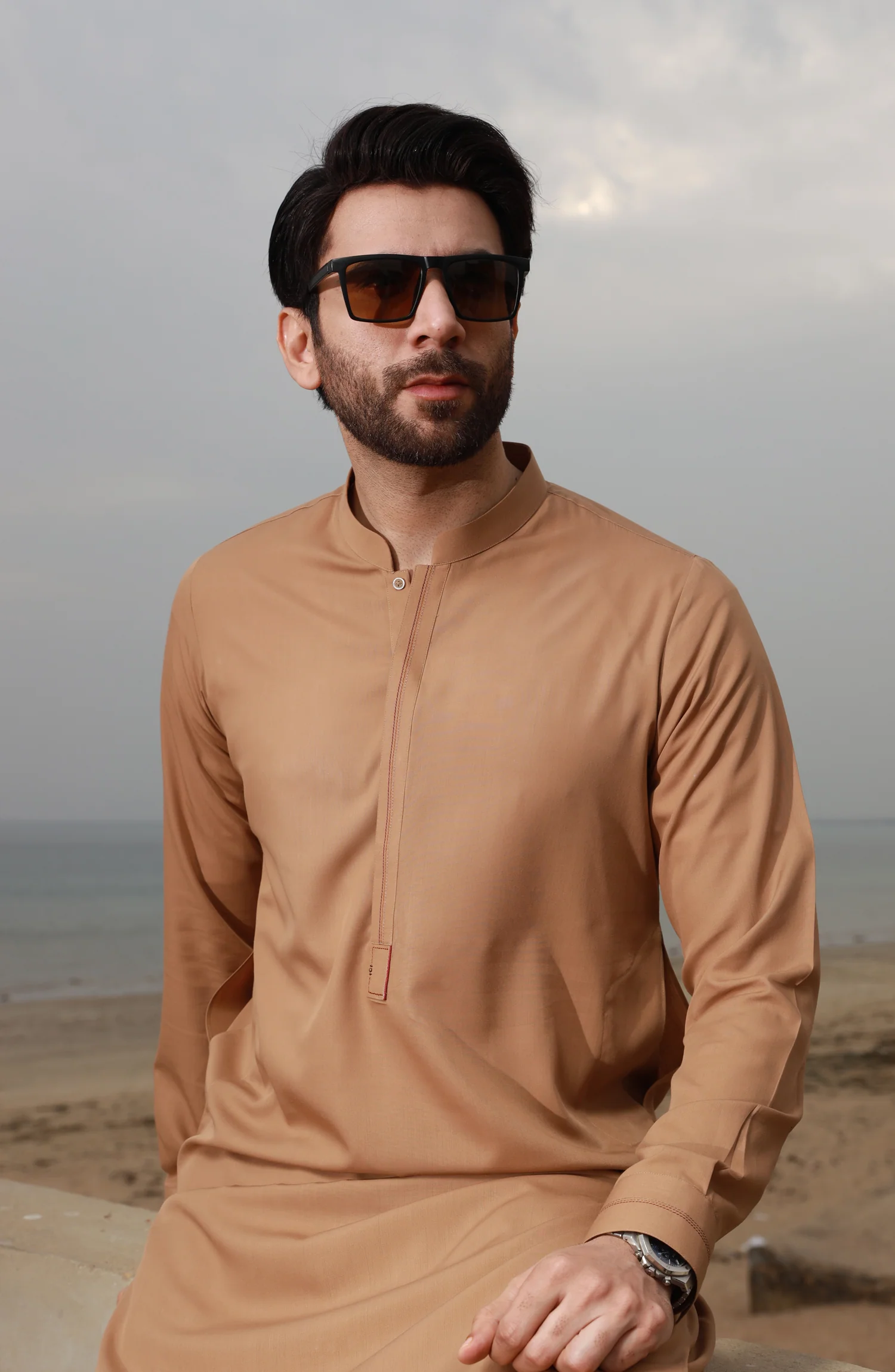 FESTIVE'23 MEN KAMEEZ SHALWAR CASUAL BEIGE - Image 2