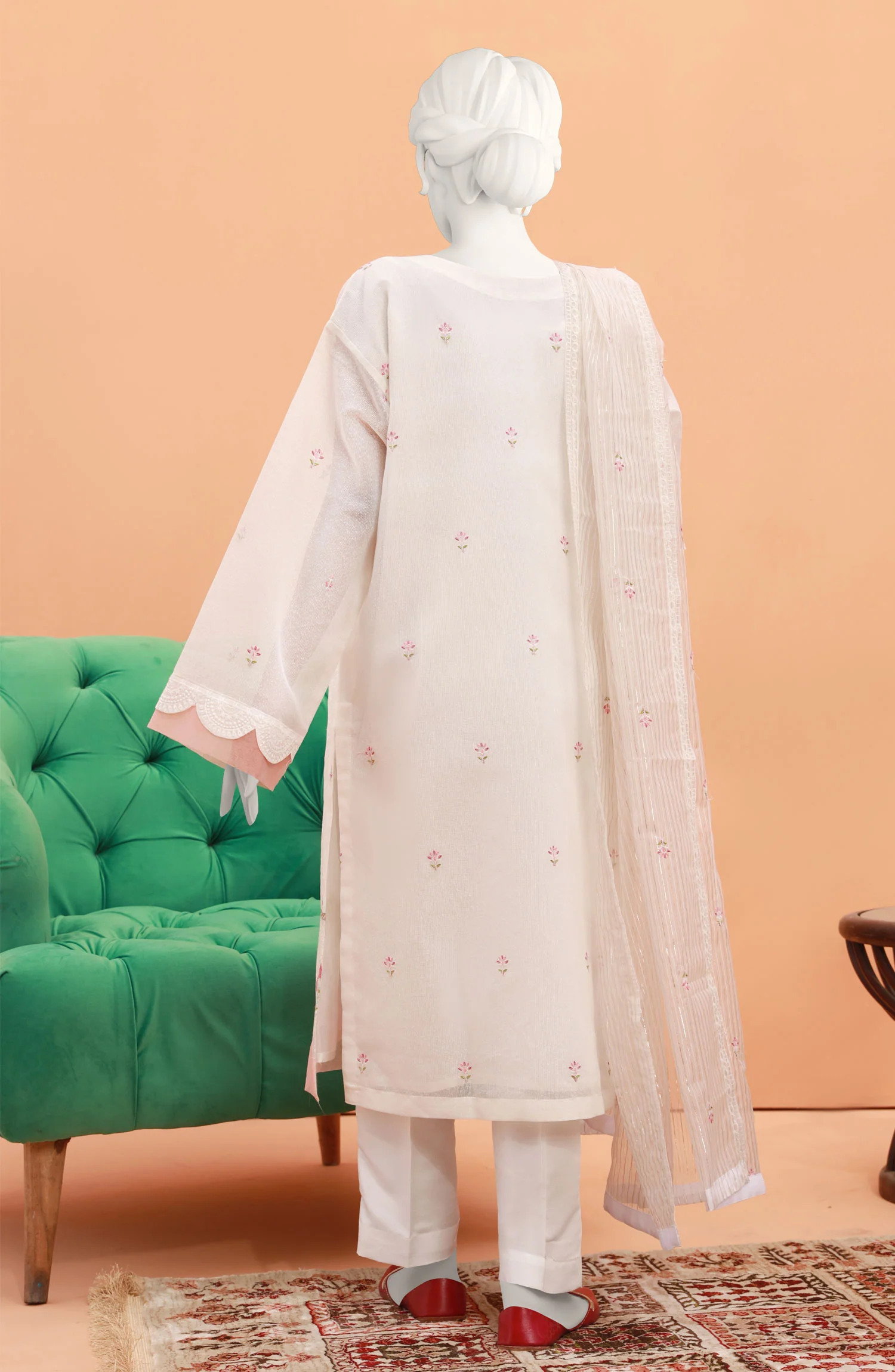 FESTIVE'23 TIMELESS VINTAGE STITCHED 3PC SUIT - Image 2