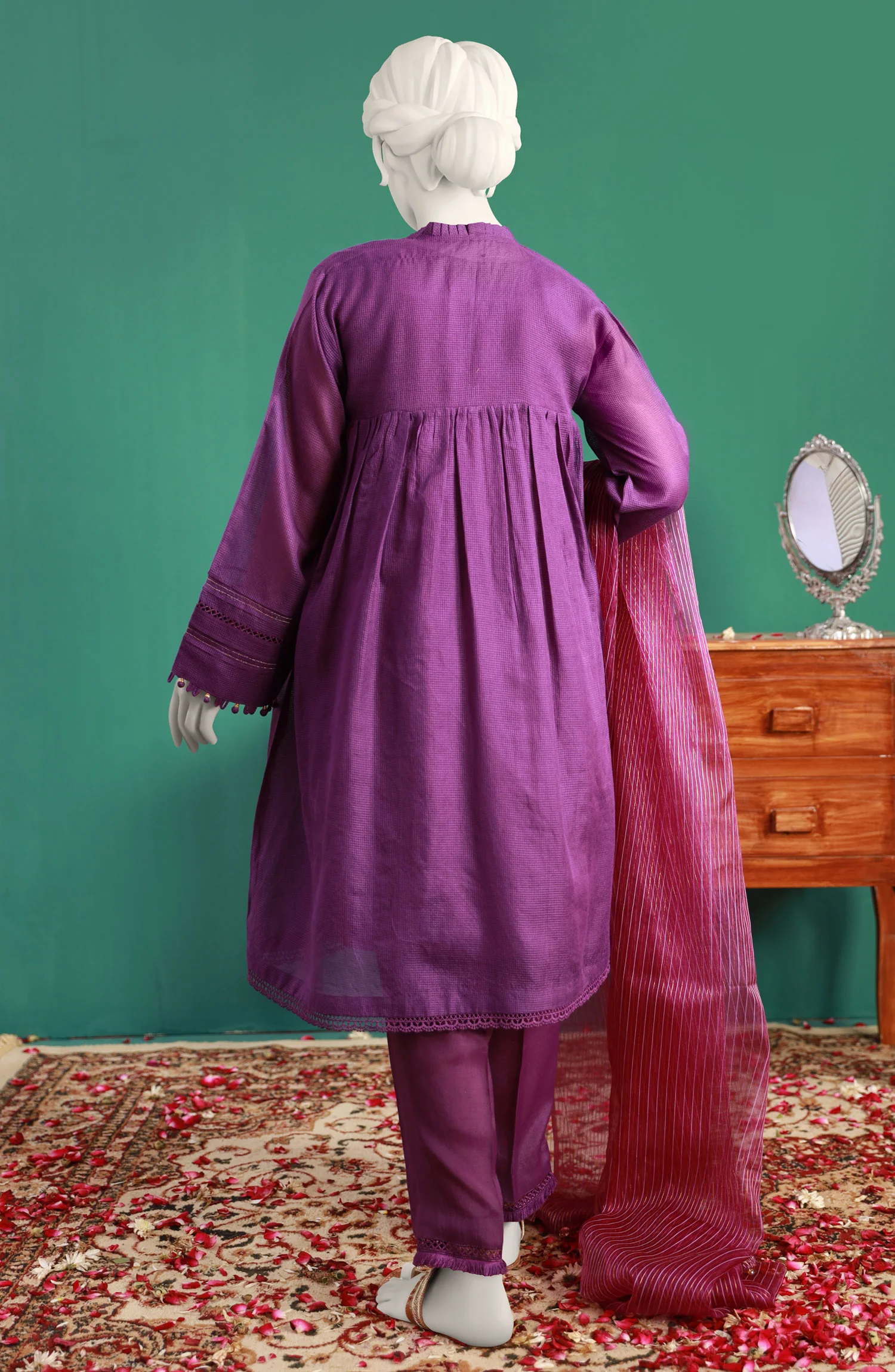 FESTIVE'23 WOMEN STITCHED 3PC SUIT - Image 2