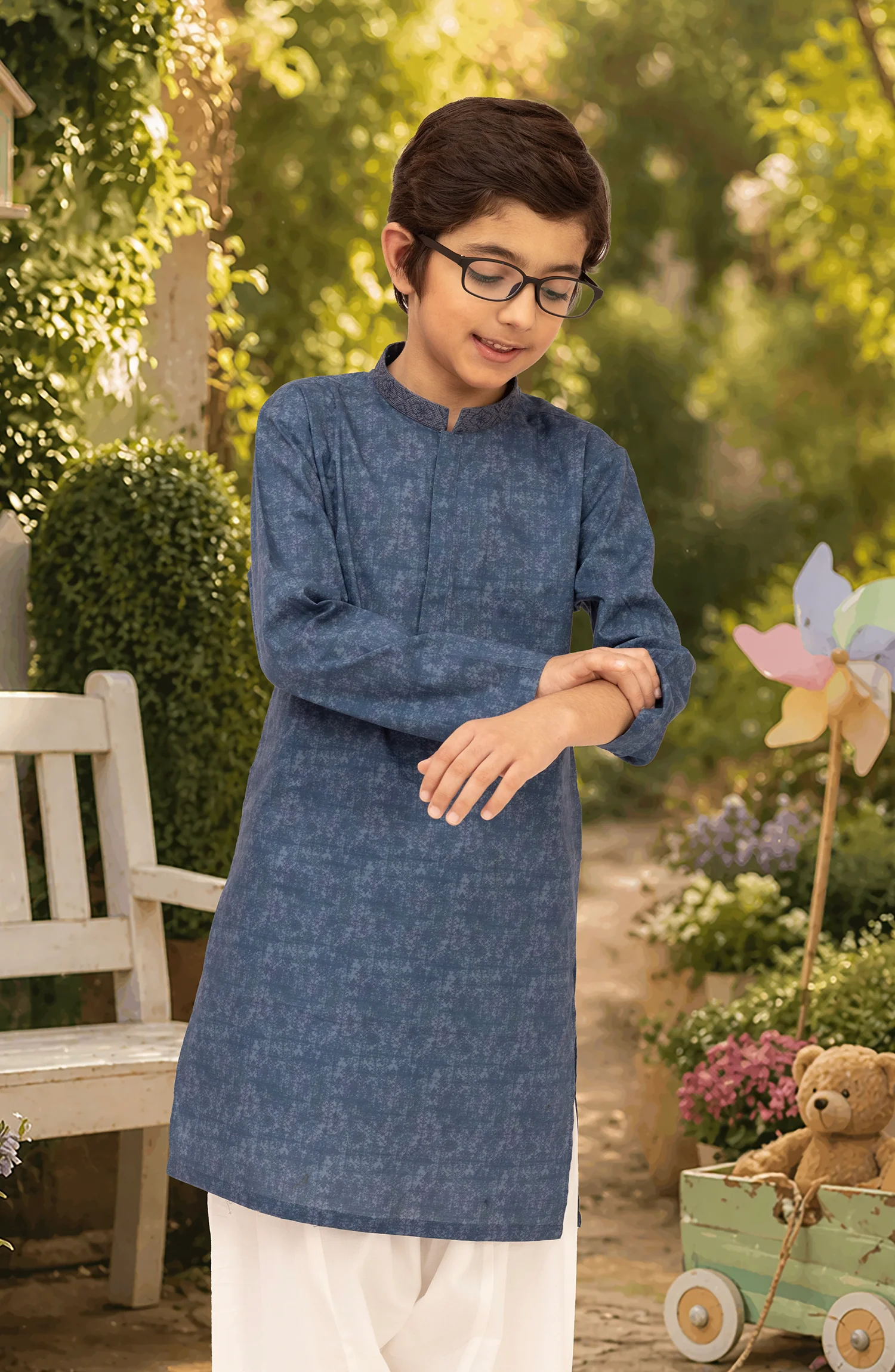 INK-BLUE 100% COTTON EMBROIDERED KURTA - Image 2