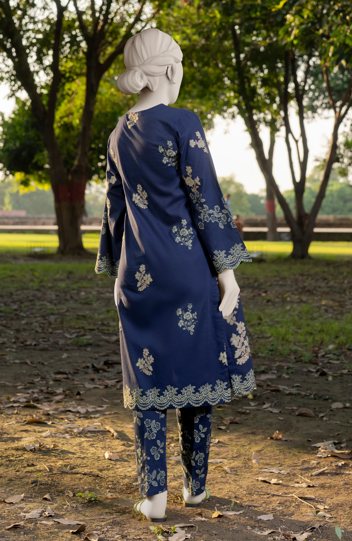 JACQUARD STITCHED 2 PIECE - Image 5