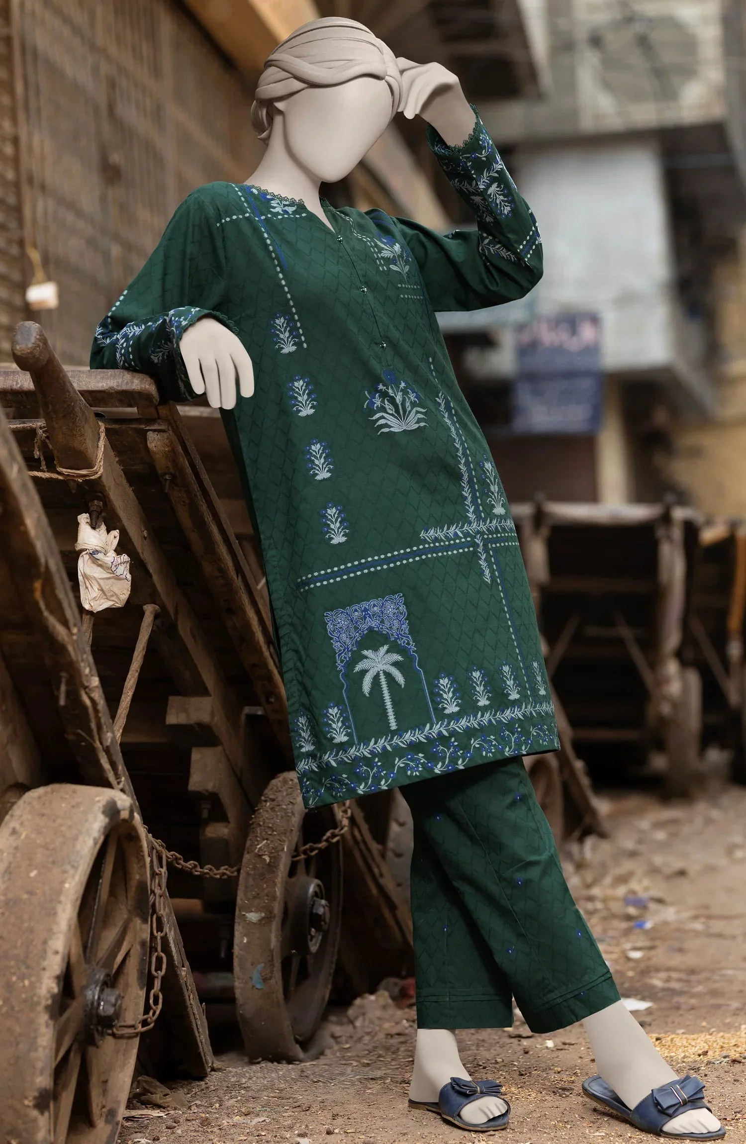 JACQUARD STITCHED 2 PIECE - Image 4