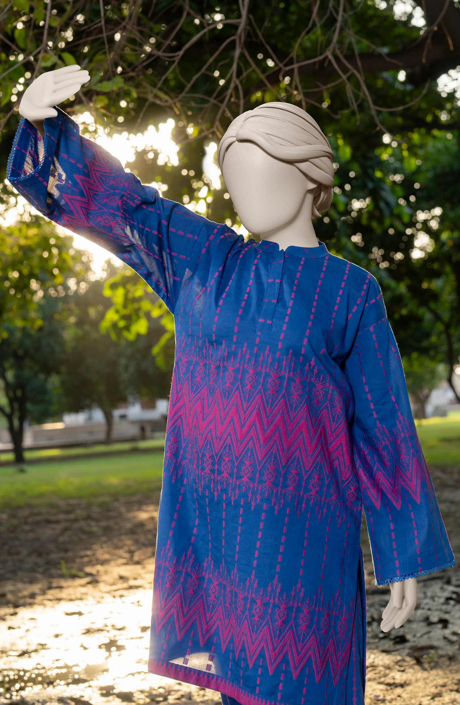 JACQUARD STITCHED 2 PIECE - Image 2